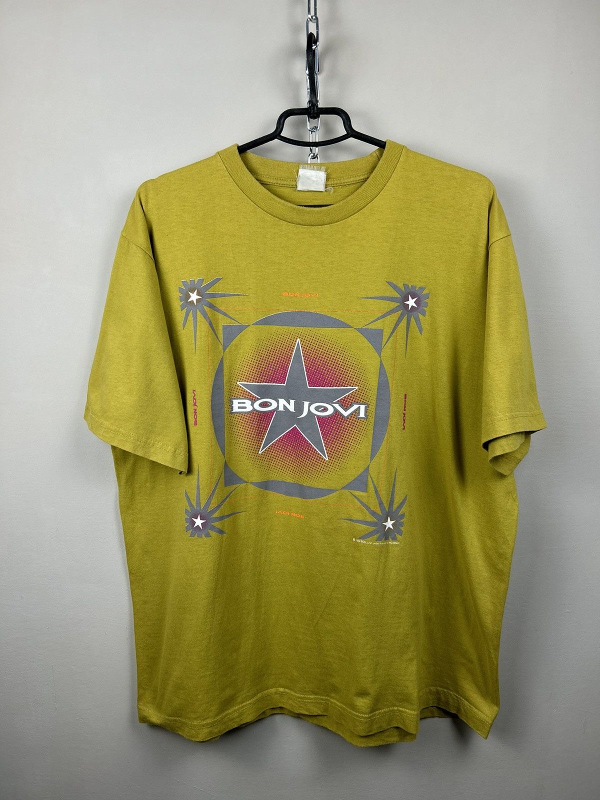 Band Tees Bon Jovi vintage 90s World Tour 1996 band t shirt Size US XL / EU 56 / 4 - 1 Thumbnail