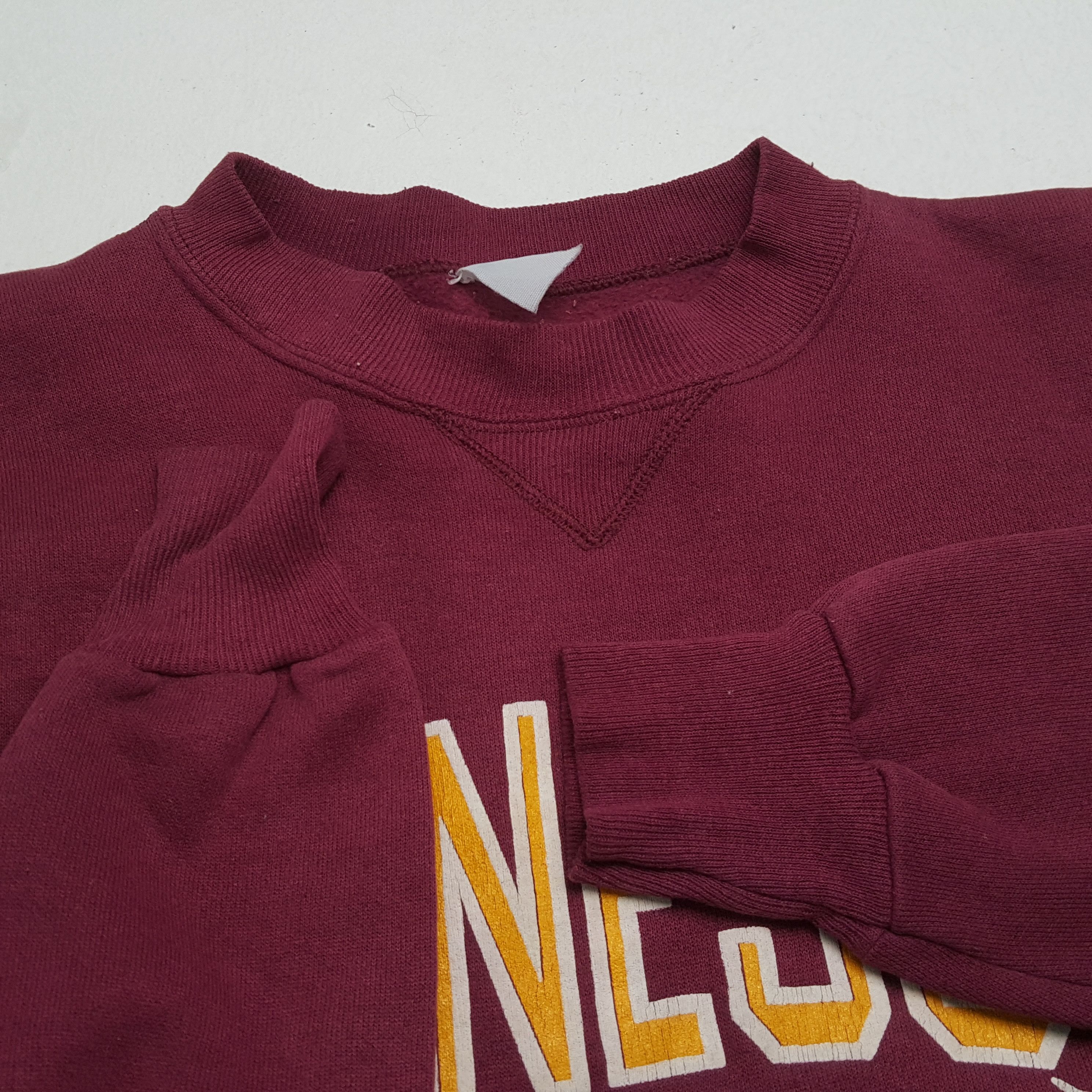 Vintage Vintage 90's UNIVERSITYS OF MINNESOTA Promotion Sweatshirts Size US M / EU 48-50 / 2 - 7 Thumbnail