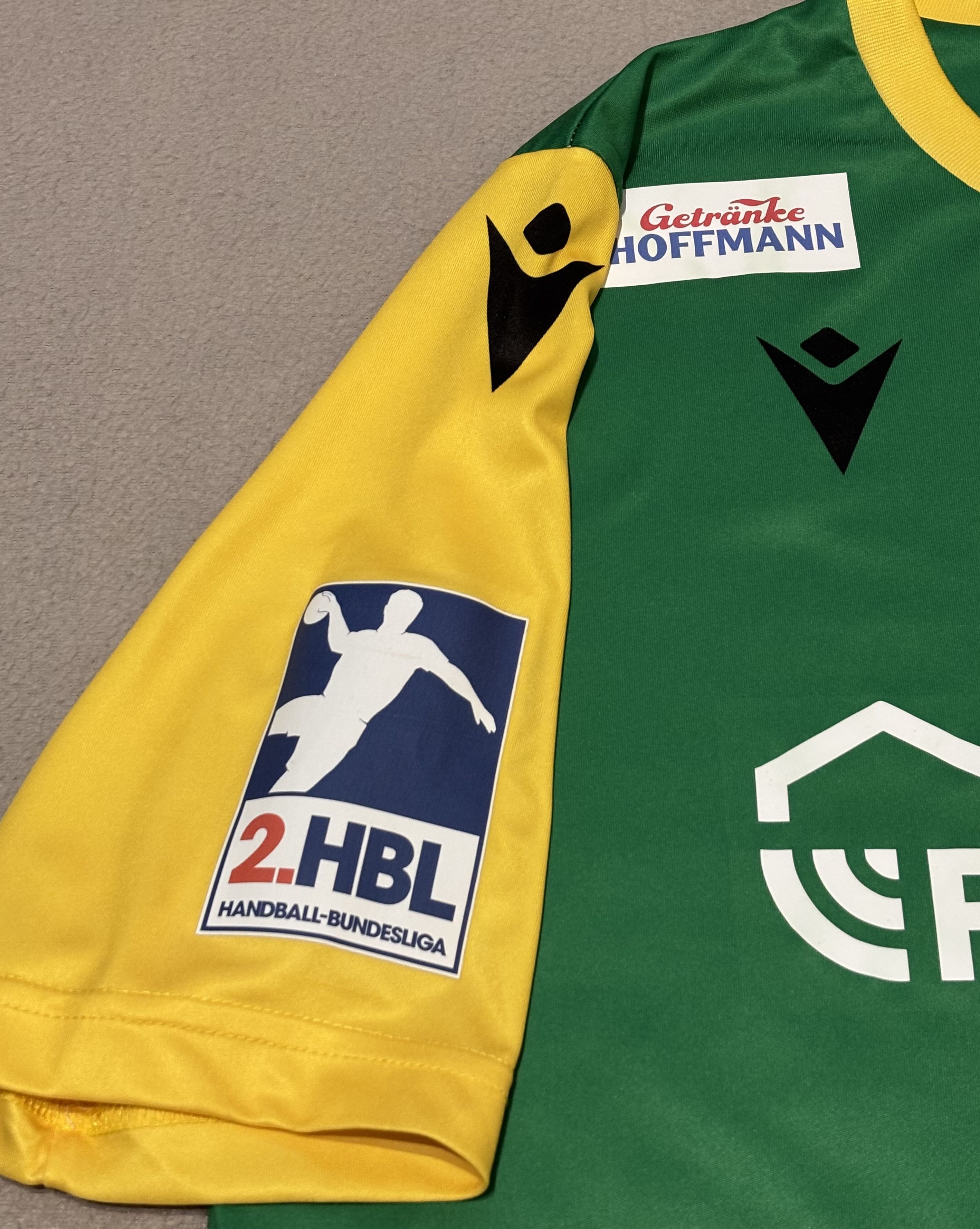 Macron VfL Eintracht Hagen 2021/2022 Toromanović #43 Macron Size US XL / EU 56 / 4 - 8 Thumbnail