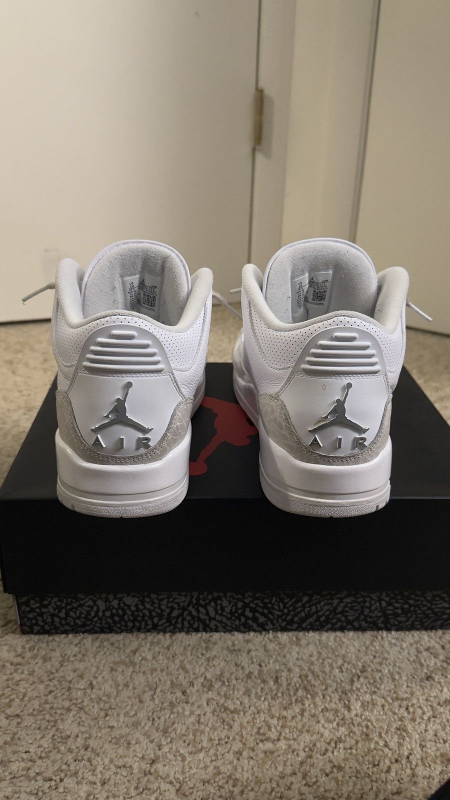 Jordan Brand Jordan 3 Pure Money Size US 10 / EU 43 - 3 Thumbnail