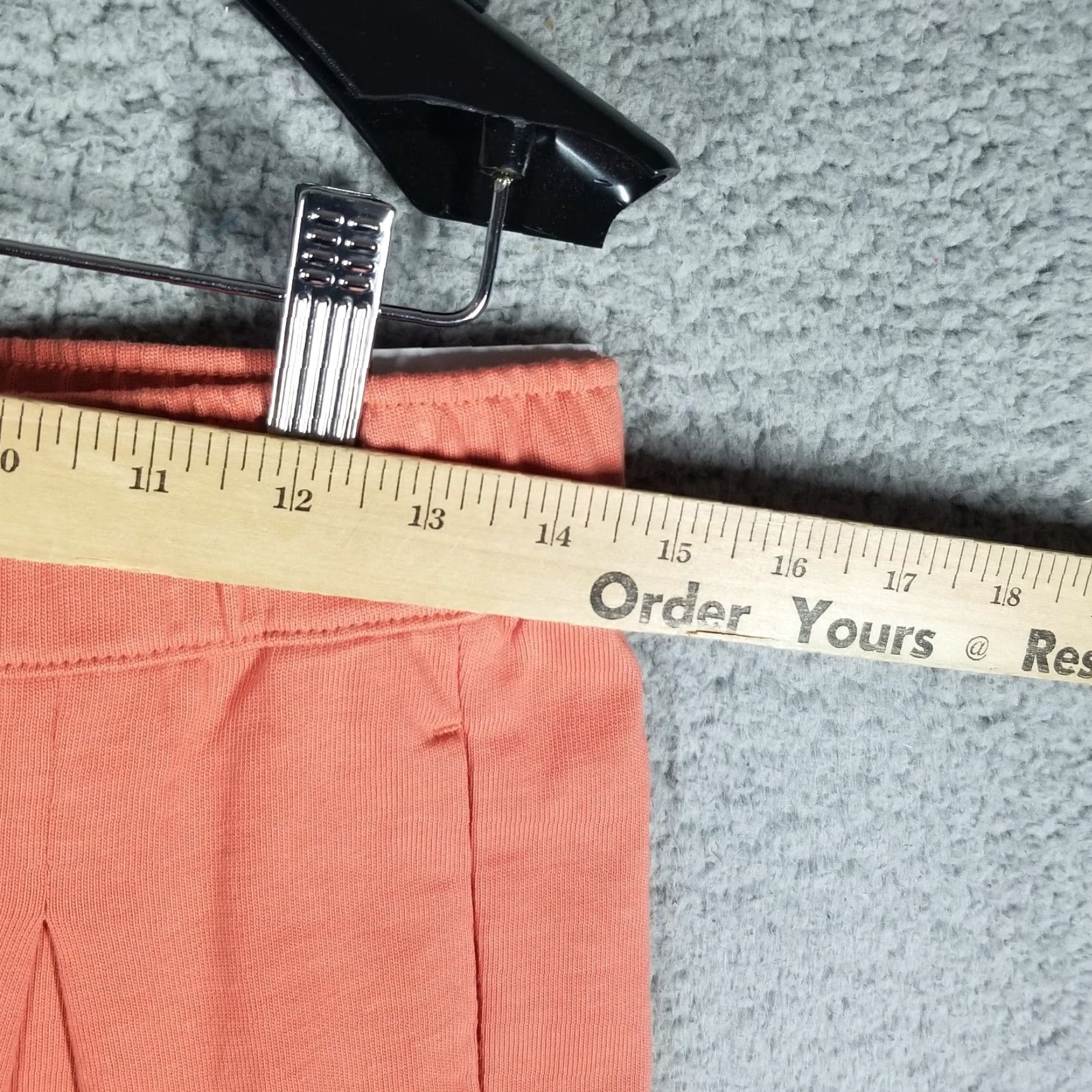 Nike Nike Women's Sportswear Loose Fit Mid Rise Wide Leg Capris Pants Pink Coral Workout athleisure DM6726-827 Size 28" / US 6 / IT 42 - 5 Thumbnail