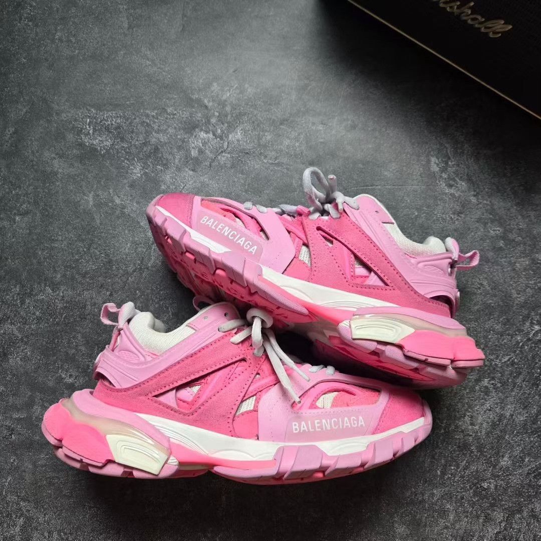 Balenciaga Balenciaga Pink Lowtop Sneakers 36 Women Size US 6 / IT 36 - 1 Thumbnail