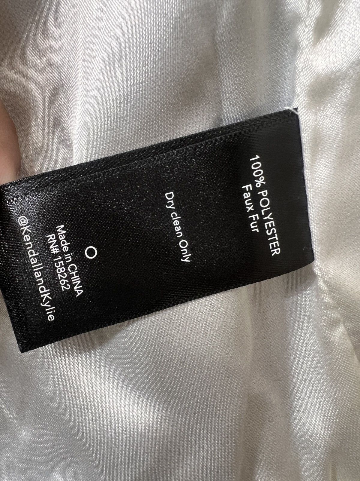 Kendall And Kylie Kendall & Kylie cream and black teddy jacket size S Size S / US 4 / IT 40 - 7 Thumbnail