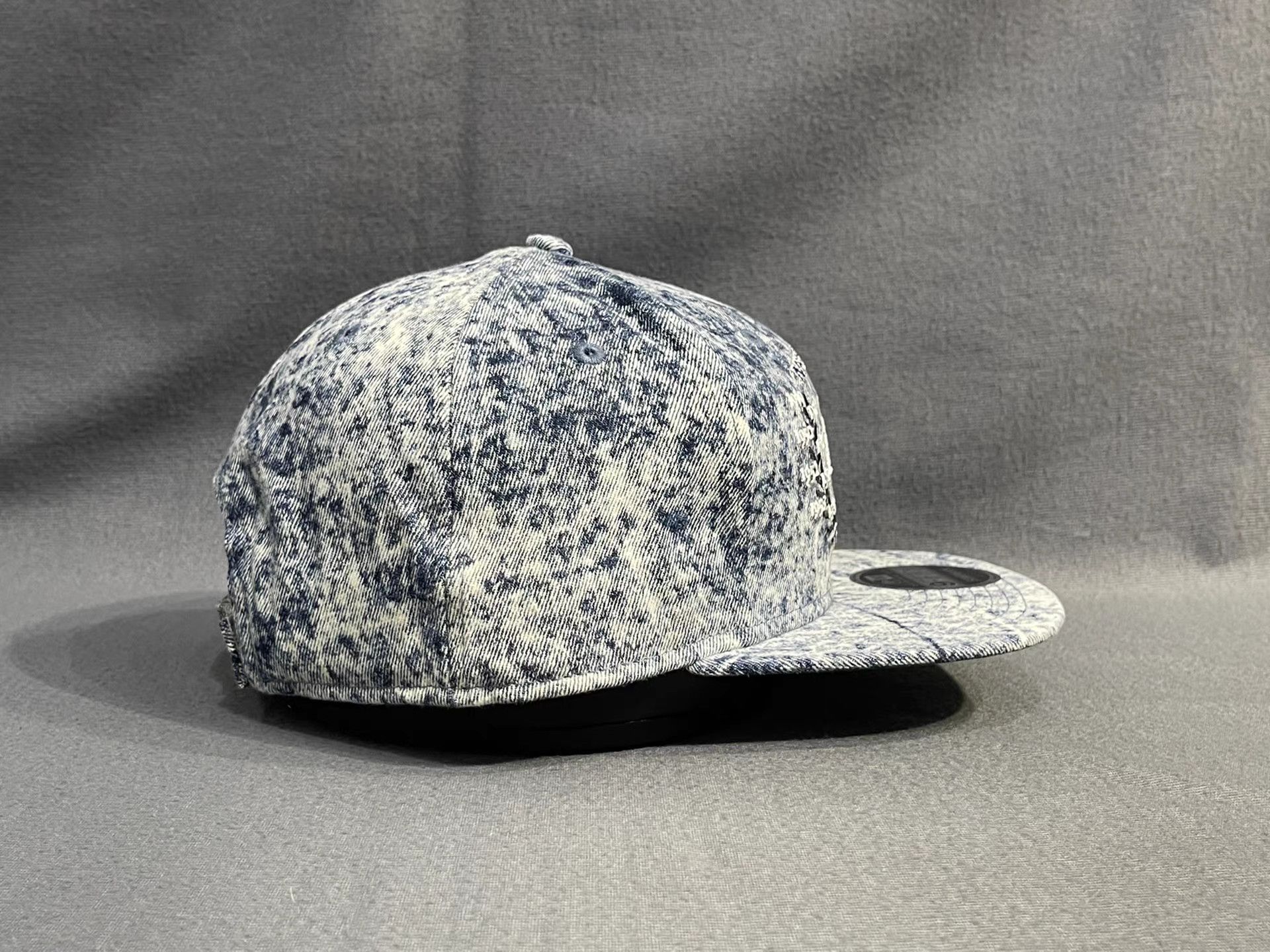 New Era New Era Curved Brim Cap。 Q5 Size ONE SIZE - 3 Thumbnail