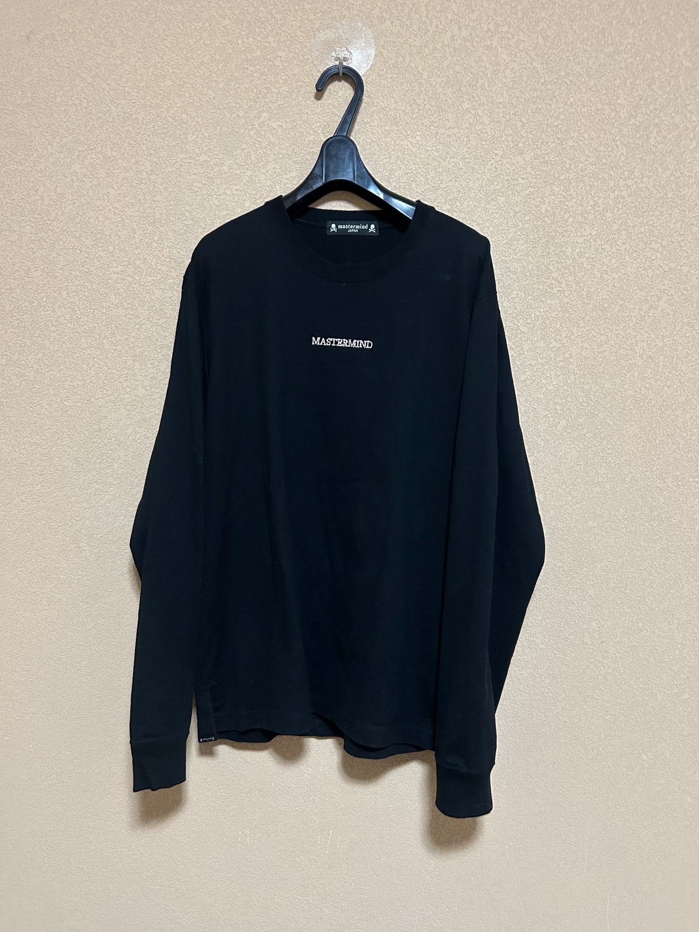 Mastermind Japan mastermind japan MMJ Rhinestone Skull Crewneck Size US S / EU 44-46 / 1 - 1 Thumbnail