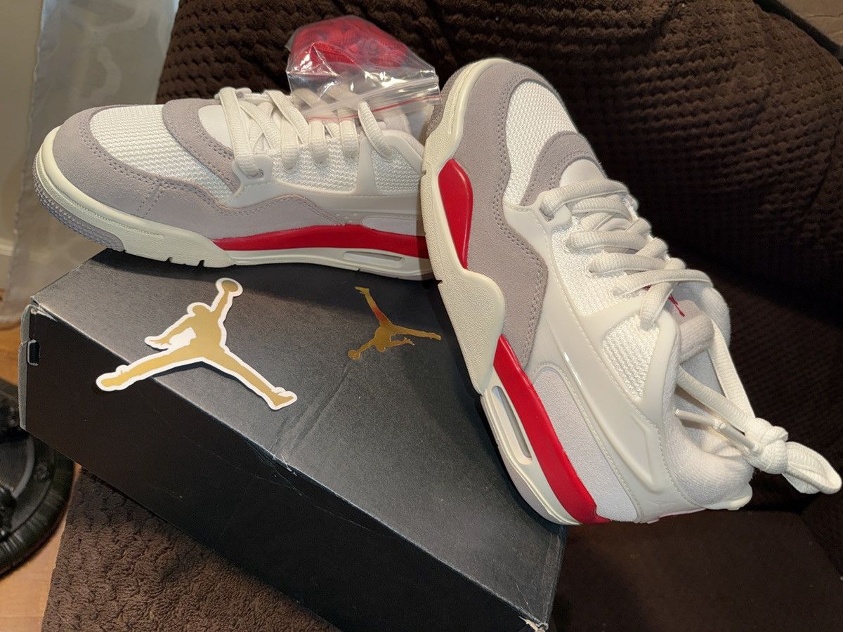Jordan Brand Nike Air Jordan 4 RM (GS) sail/white/fire red/grey 4y/5.5w Size US 5.5 / IT 35.5 - 4 Thumbnail