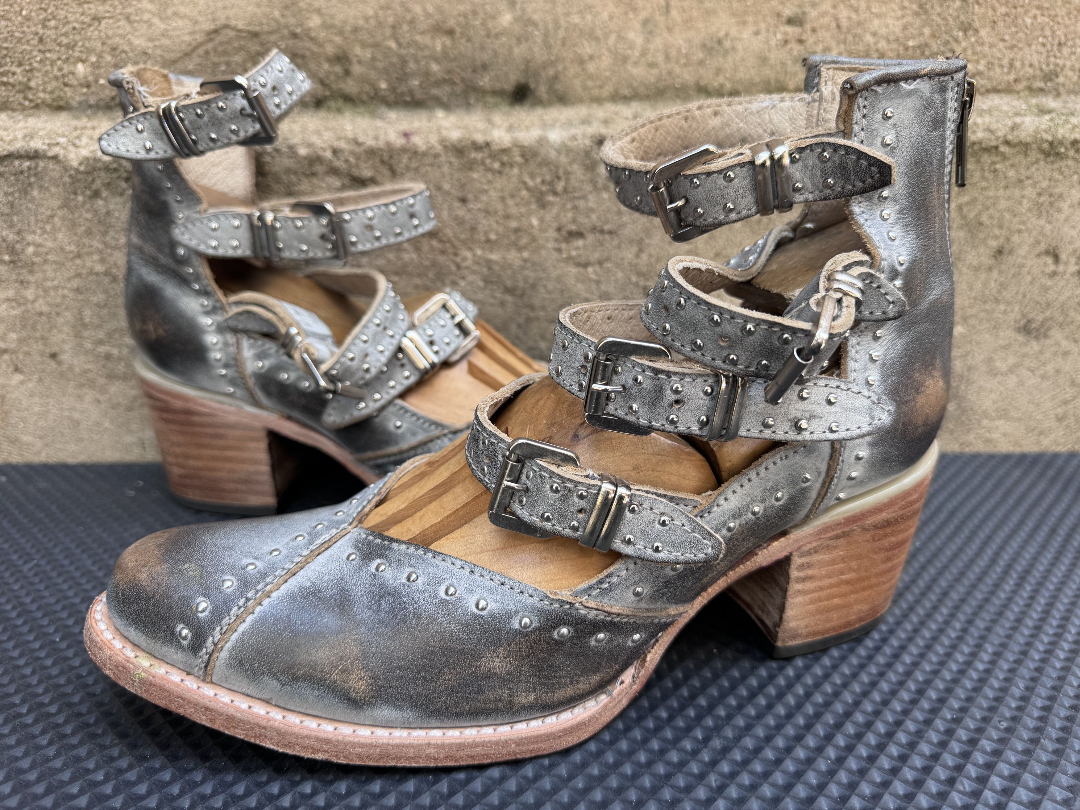 FREEBIRD Freebird Felicity Bootie/Boot/Shootie Ice Gray Size US 8 / IT 38 - 1 Thumbnail