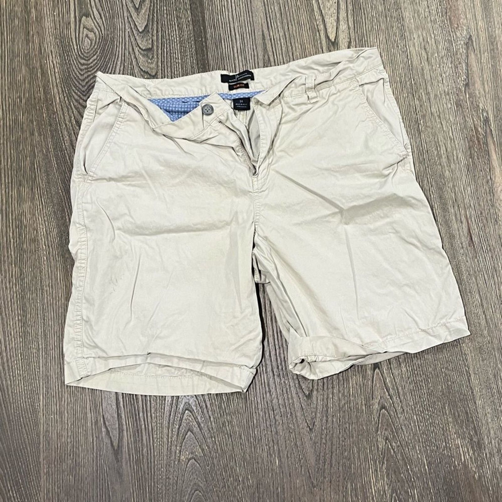 Vintage Mark Anthony Mens Chino Shorts Slim Fit Mid Rise Size 34 Size 34" / US 12 / IT 48 - 1 Thumbnail