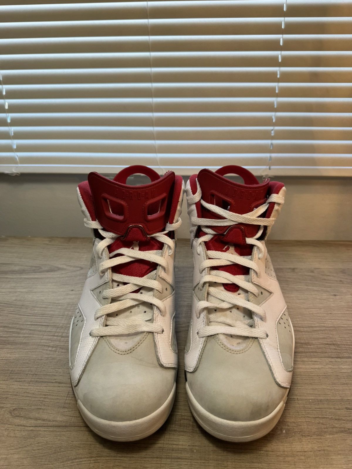 Jordan Brand Size:10.5 Retro 6 Alternate Hare Size US 10.5 / EU 43-44 - 1 Thumbnail