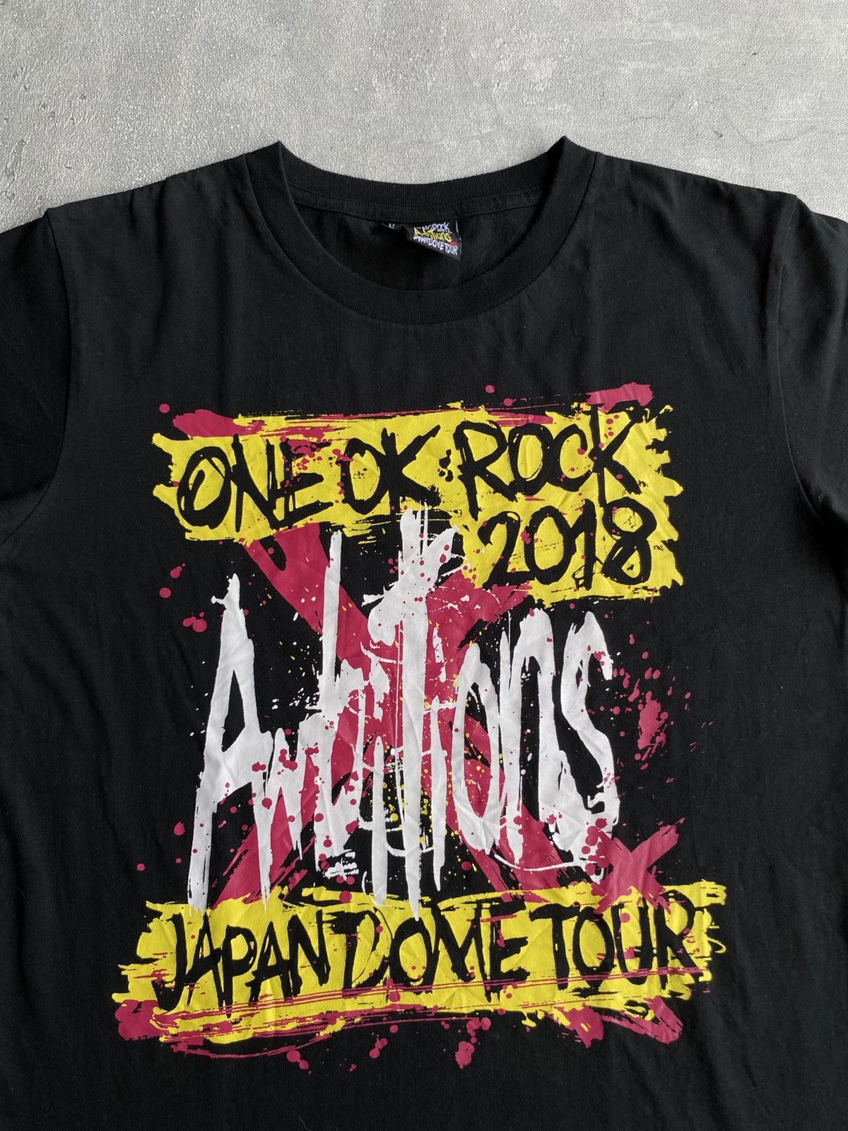 Band Tees ONE OK ROCK Ambitions Dome Tour 2018 Size US M / EU 48-50 / 2 - 2 Thumbnail