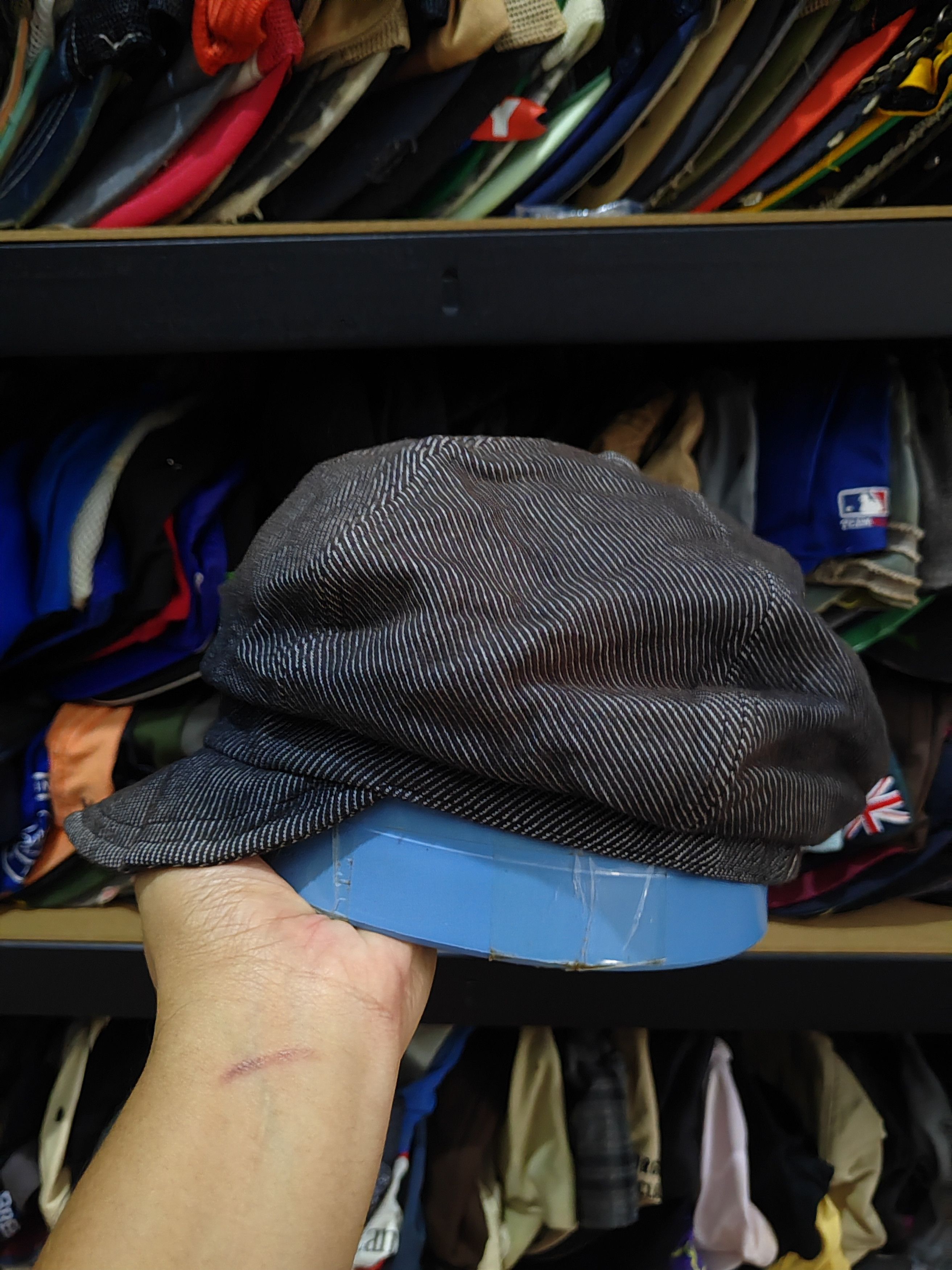 Uniqlo Vintage Uniqlo Newboys Style Cap Hat Size ONE SIZE - 4 Thumbnail