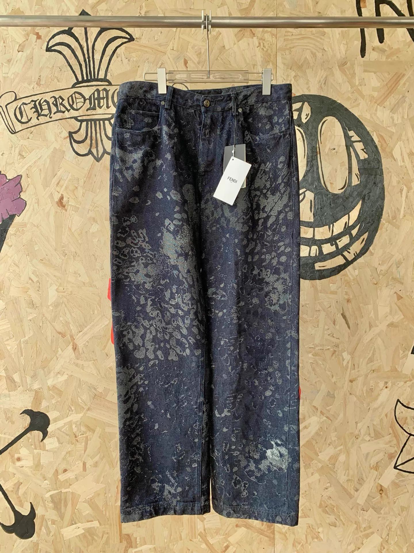 Fendi FENDI 26 H-W Button-Fly All-Over Jacquard Straight Jeans 34 Size US 34 / EU 50 - 1 Thumbnail