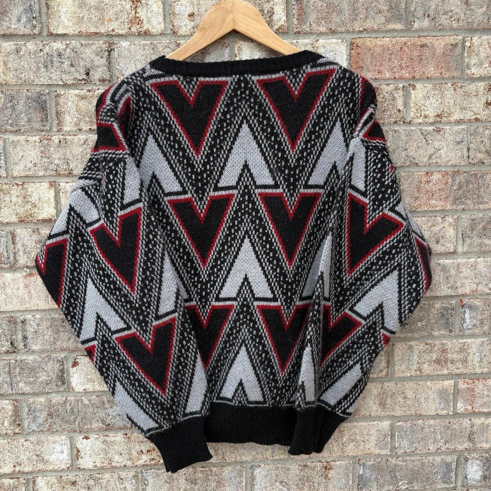Other 80s made in Italy abstract Wool sweater Size US L / EU 52-54 / 3 - 2 Thumbnail