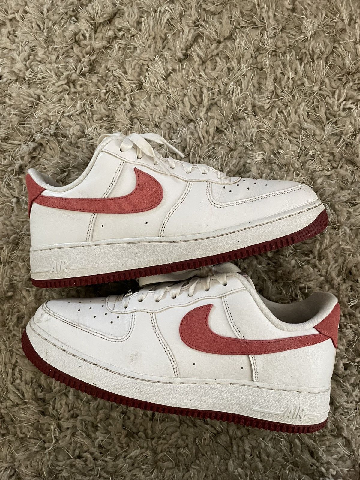 Nike Nike Air Force Valentines Day Size US 7 / EU 40 - 2 Thumbnail