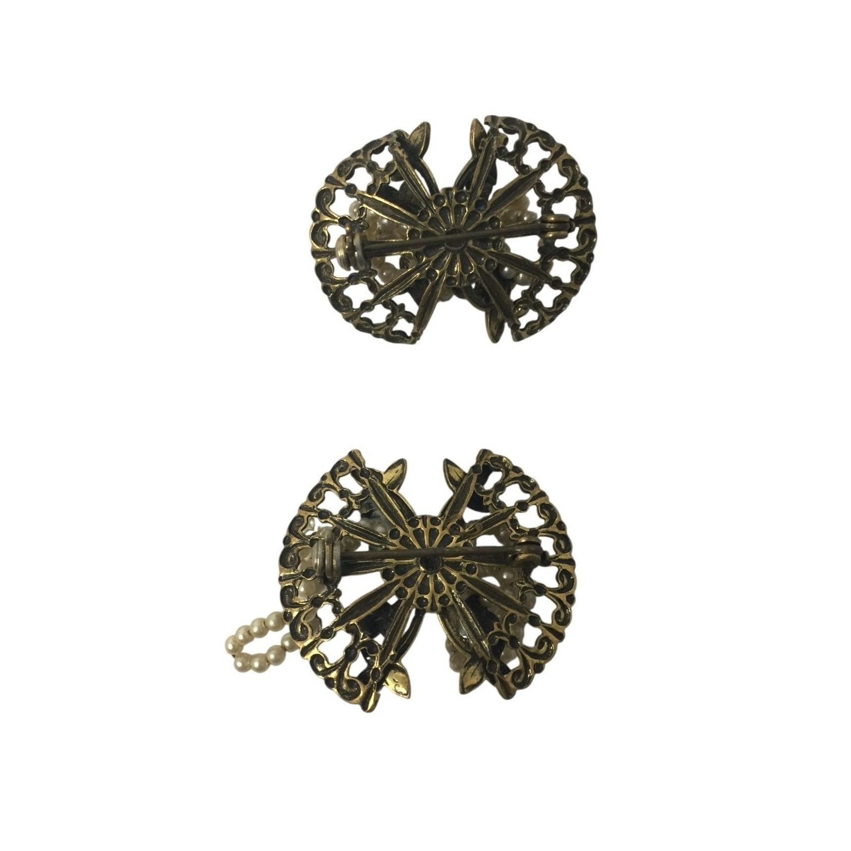 Other Women's Vintage White Beaded Gold Tone Pins with Floral Leaf Size ONE SIZE - 2 Thumbnail