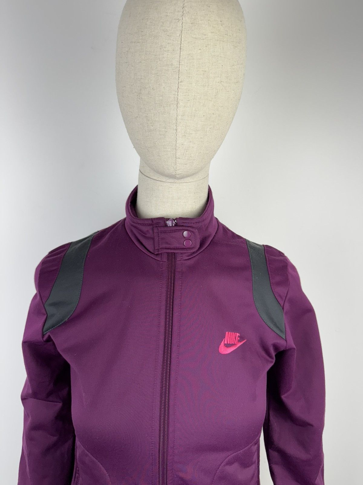 Nike × Vintage Women’s Vintage Nike Track Top Jacket size M Size M / US 6-8 / IT 42-44 - 2 Thumbnail