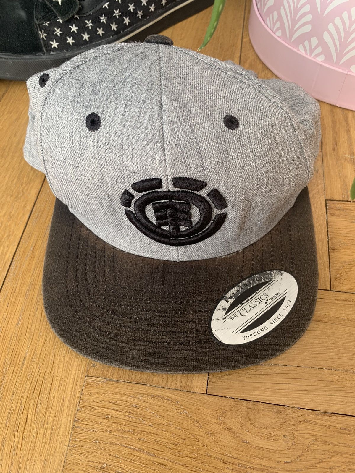 Rap Tees × Vintage Element x Yupoong Classic Snapback Cap Size ONE SIZE - 5 Thumbnail