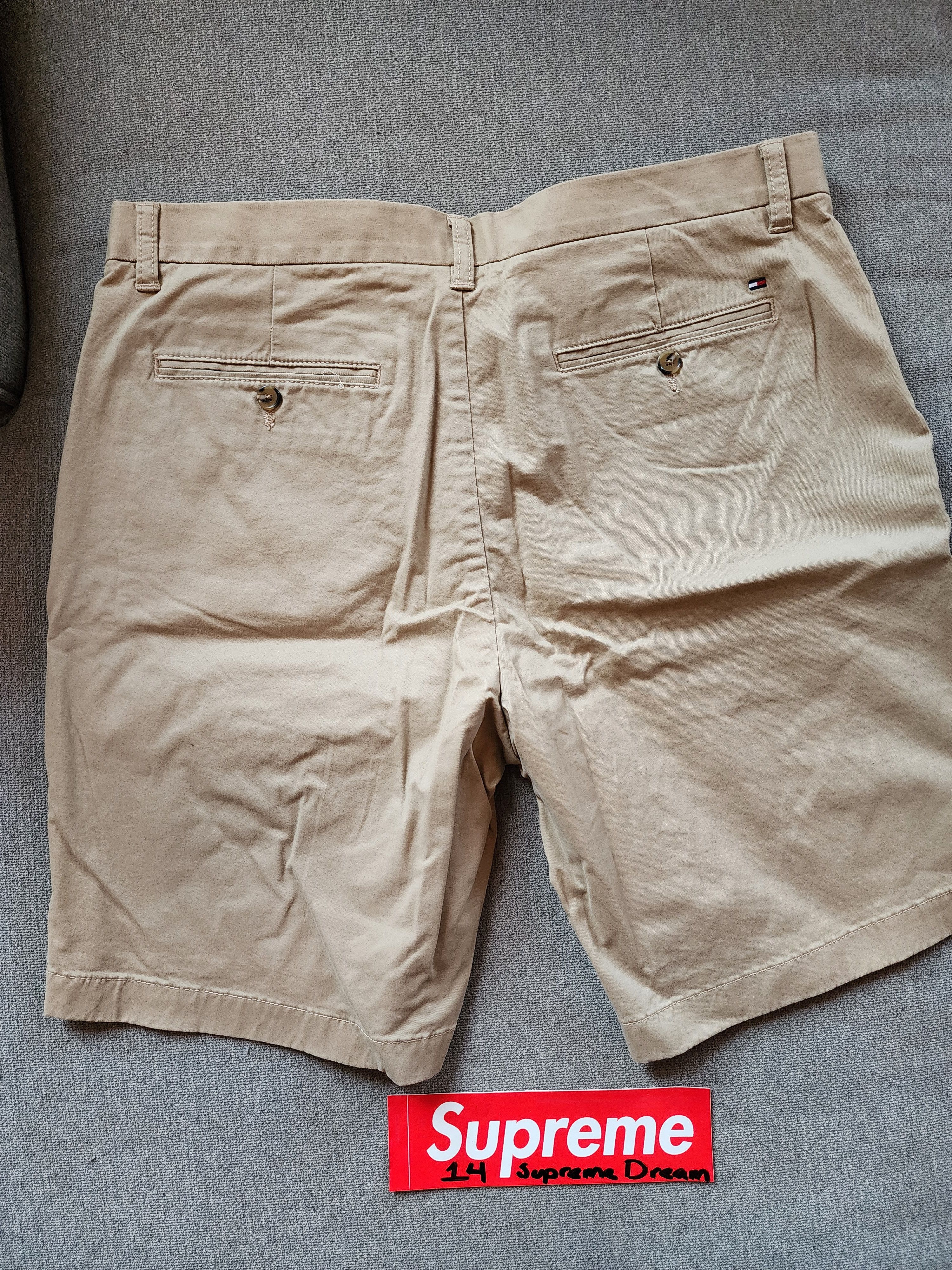 Tommy Hilfiger Tommy Hilfiger Shorts Size US 34 / EU 50 - 2 Thumbnail