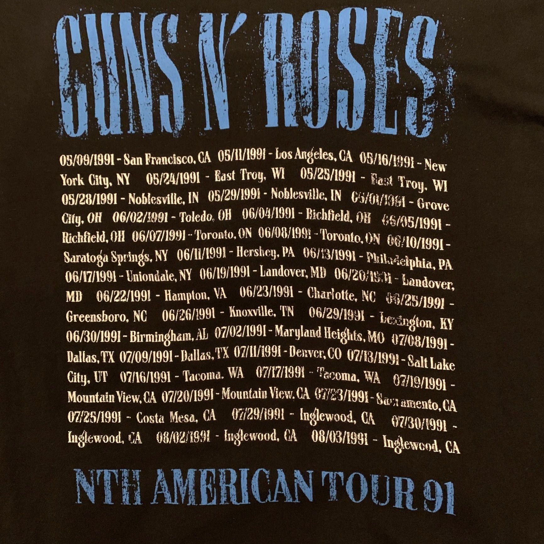 Vintage VINTAGE H&M T-Shirt Guns N' Roses Use Your Illusion (1991 Reissue) Men Size M Black Shirt Mens Size US M / EU 48-50 / 2 - 5 Thumbnail