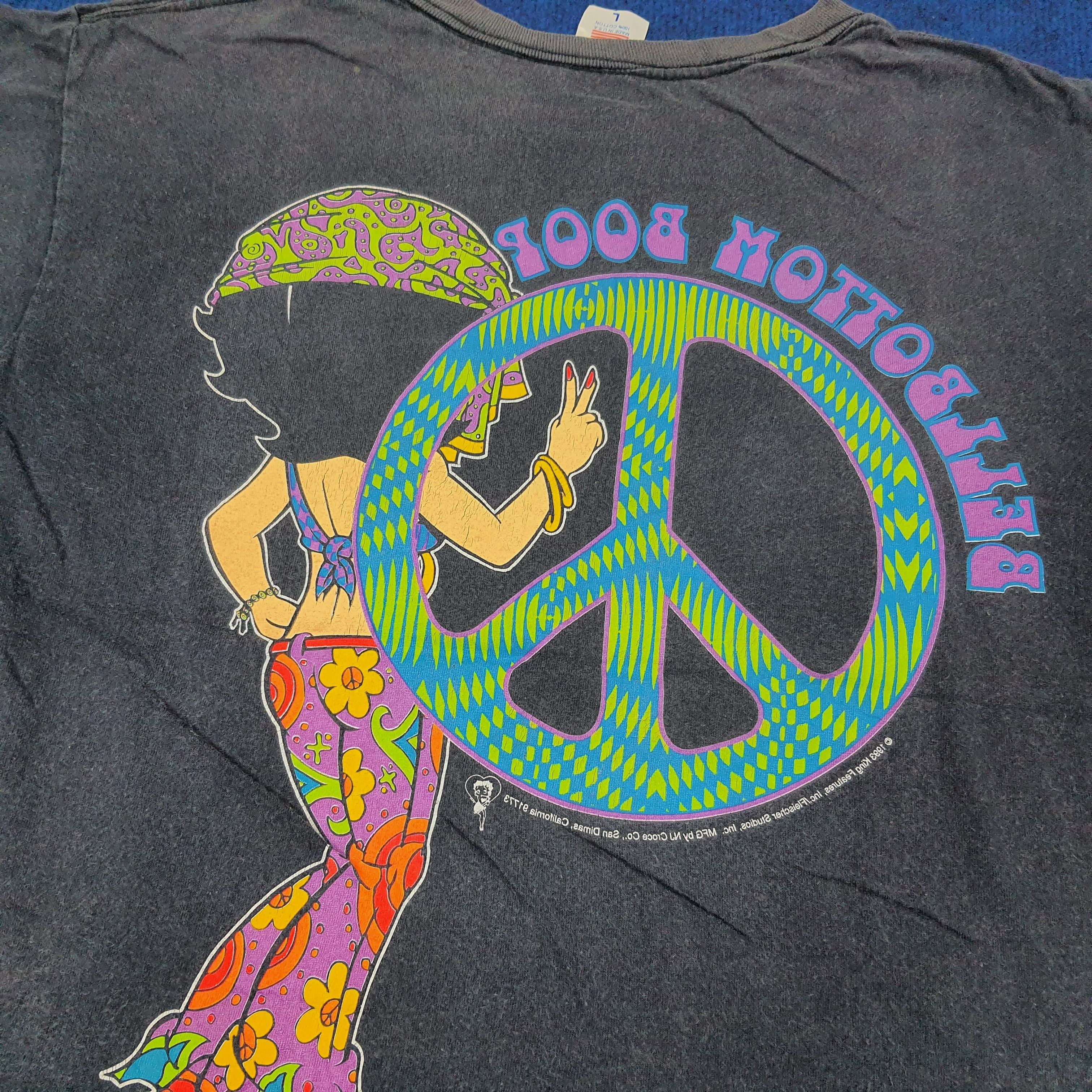 Other Vintage Bellbottom Boop Betty Boop '93 Tshirt C239N9 Size US L / EU 52-54 / 3 - 5 Thumbnail