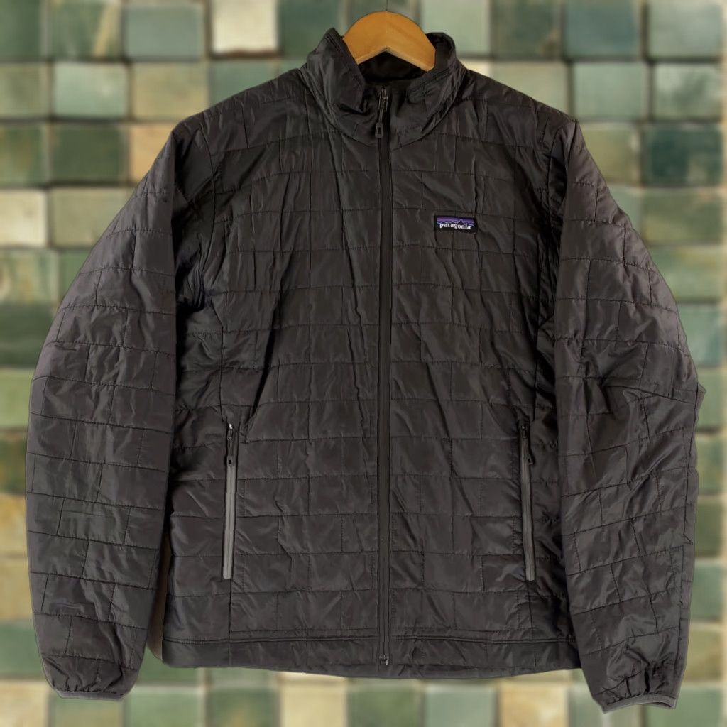 Patagonia Patagonia Nano Puff Jacket Full Zip Quilted Mens M Black Dark Gray Size US M / EU 48-50 / 2 - 1 Thumbnail