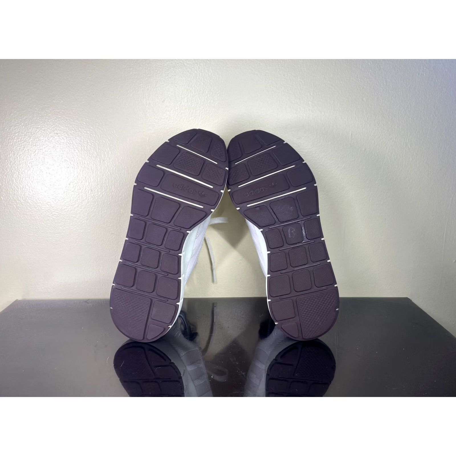Adidas adidas Sneaker Women 8.5 White Pink SS Athletic Shoes Womens Size 8.5 White Pink Size US 9 / IT 39 - 8 Thumbnail