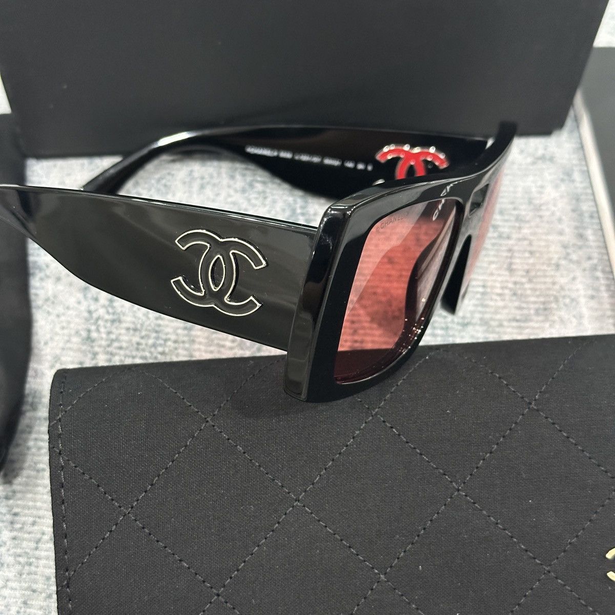 Chanel CHANEL 0CH5539 1231D7 SUNGLASSES Size ONE SIZE - 5 Thumbnail