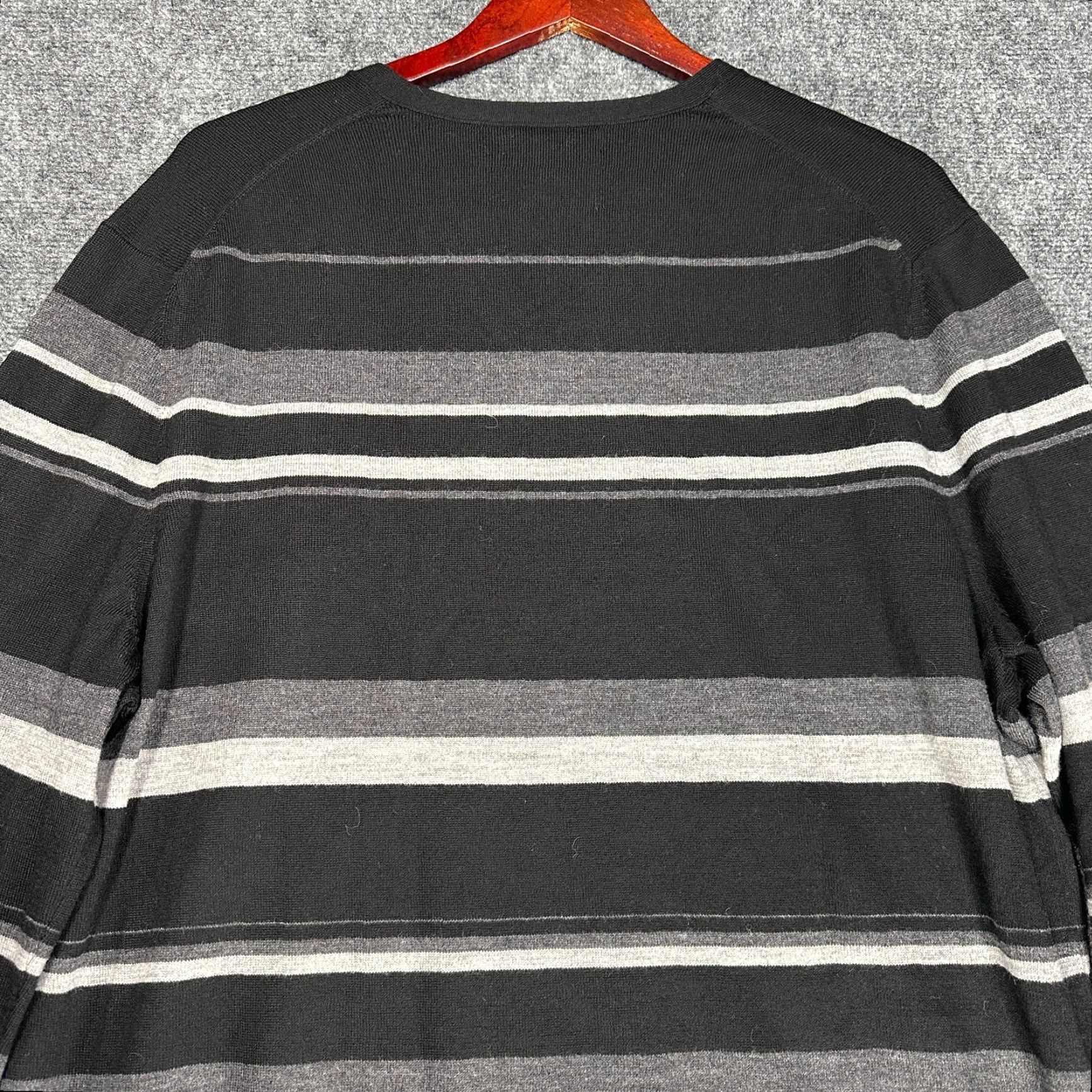 Banana Republic VINTAGE Banana Republic Sweater Mens XL Black Gray Striped Extra Fine Merino Wool Size US XL / EU 56 / 4 - 8 Thumbnail