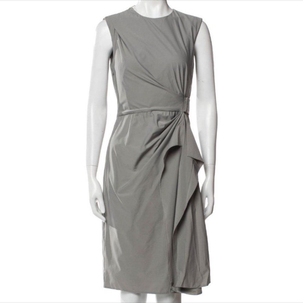 Diane von Furstenberg Diane Von Furstenberg Grey Dress Knee Length Size 4 Size S / US 4 / IT 40 - 1 Thumbnail