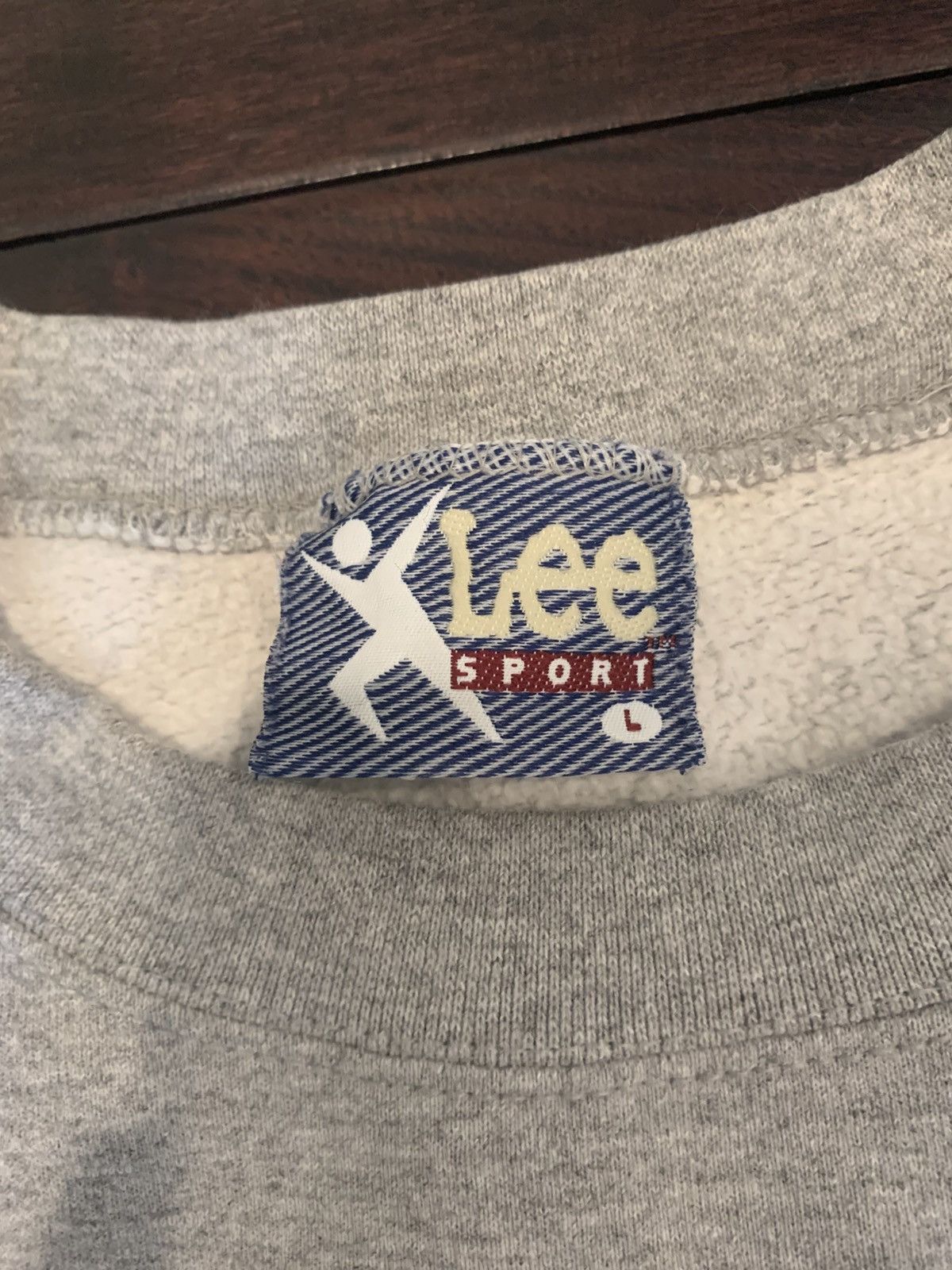 Lee 90s lee sport Padres crewneck Size US L / EU 52-54 / 3 - 3 Thumbnail