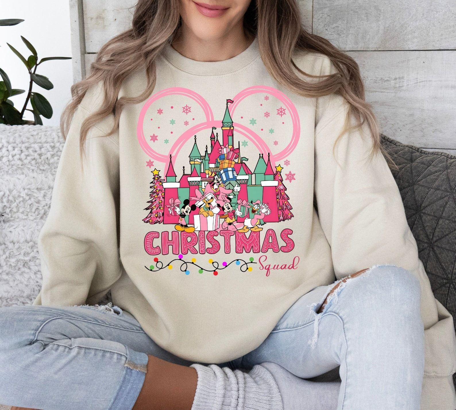 Designer × The Unbranded Brand Christmas Squad Sweatshirt Size XL / US 12-14 / IT 48-50 - 1 Thumbnail
