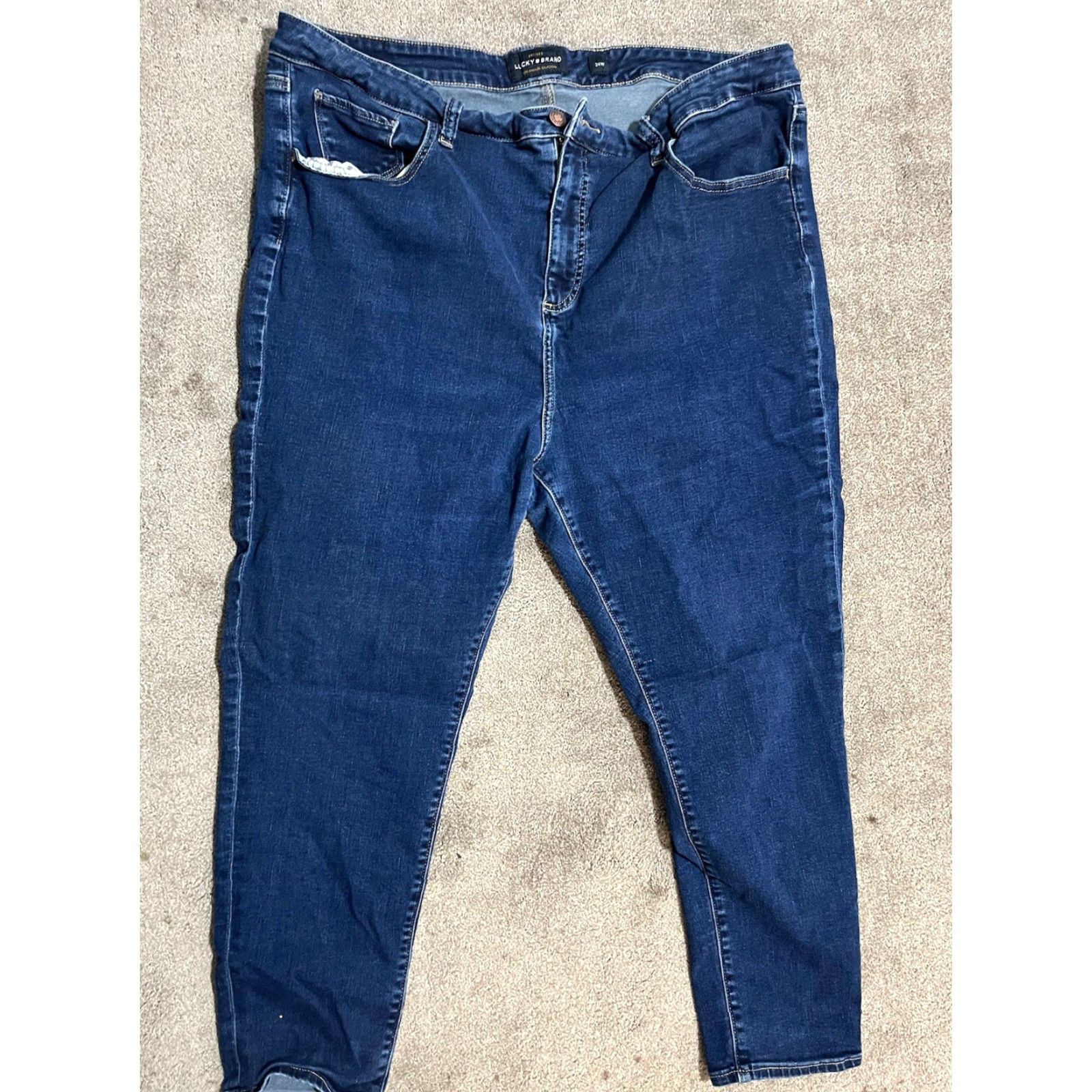 Lucky Brand Lucky Brand Jeans 5-Pocket Design Denim High Rise Curvy Plus Size 24W Blues Dark Emma Stretch Legging Jegging Women's Jeans Size 42" / US 20 - 3 Thumbnail