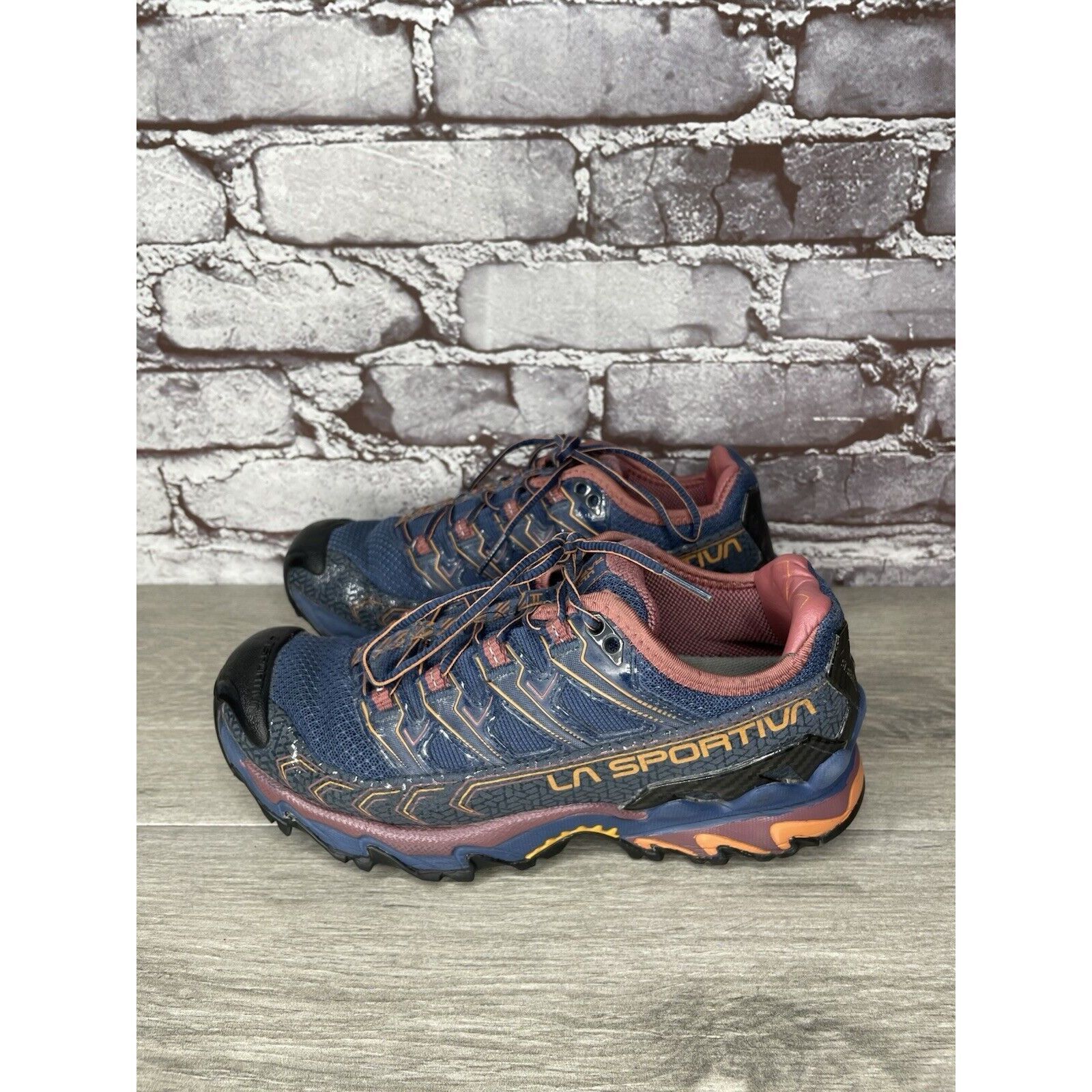 La Sportiva La Sportiva Ultra Raptor II Blue Mesh Trail Denim Rouge Hiki Size US 6 / IT 36 - 15 Thumbnail