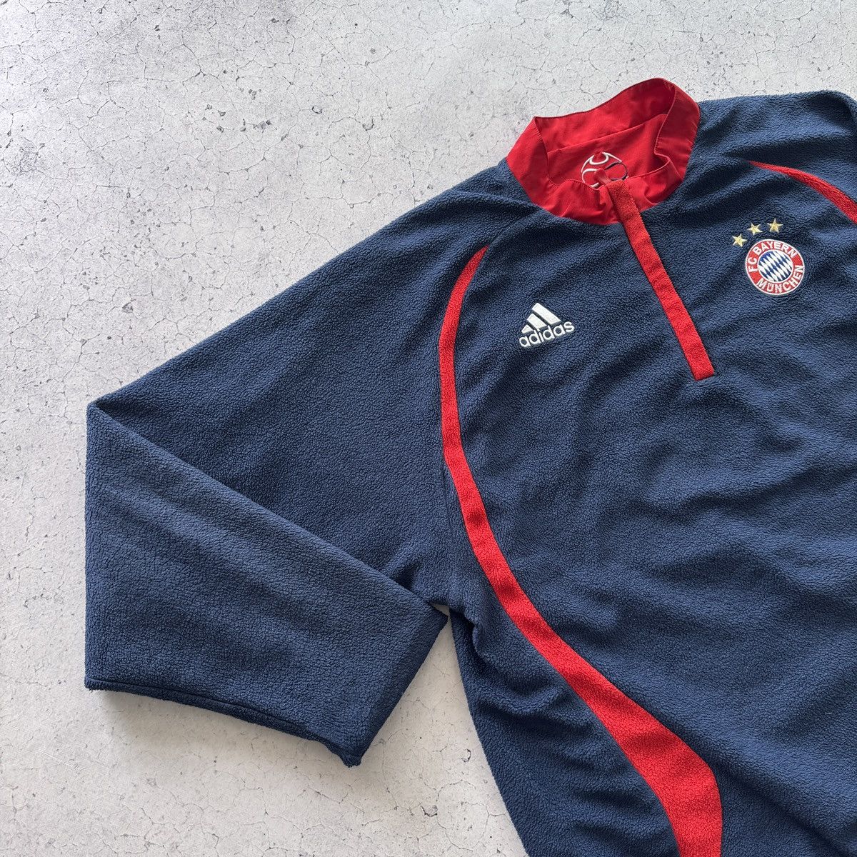 Adidas Vintage Adidas Fc Bayern Munchen Reversible Jacket Soccer Size US L / EU 52-54 / 3 - 13 Thumbnail