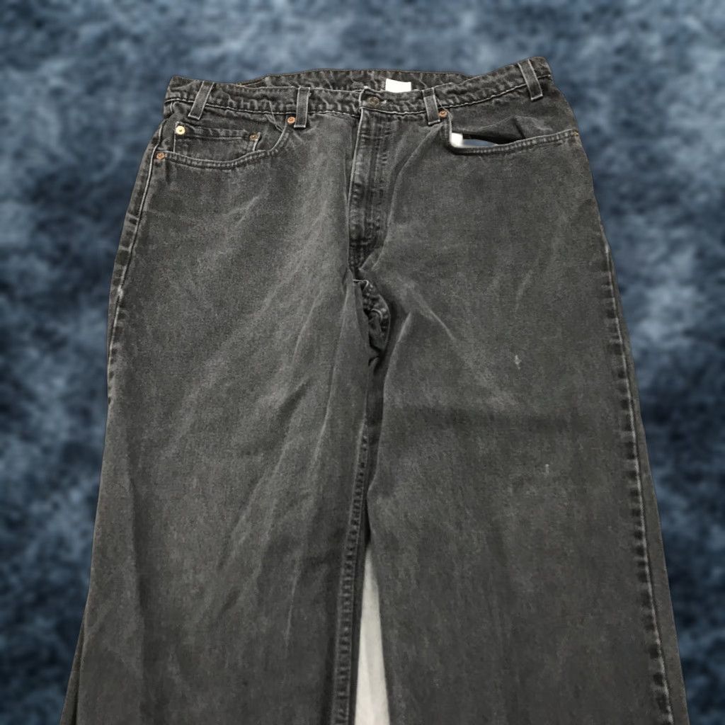Levi's VINTAGE Levi's 550 Jeans Mens 38x32 Black Relaxed Fit Denim Tapered Leg Logo 90s Size US 38 / EU 54 - 1 Thumbnail
