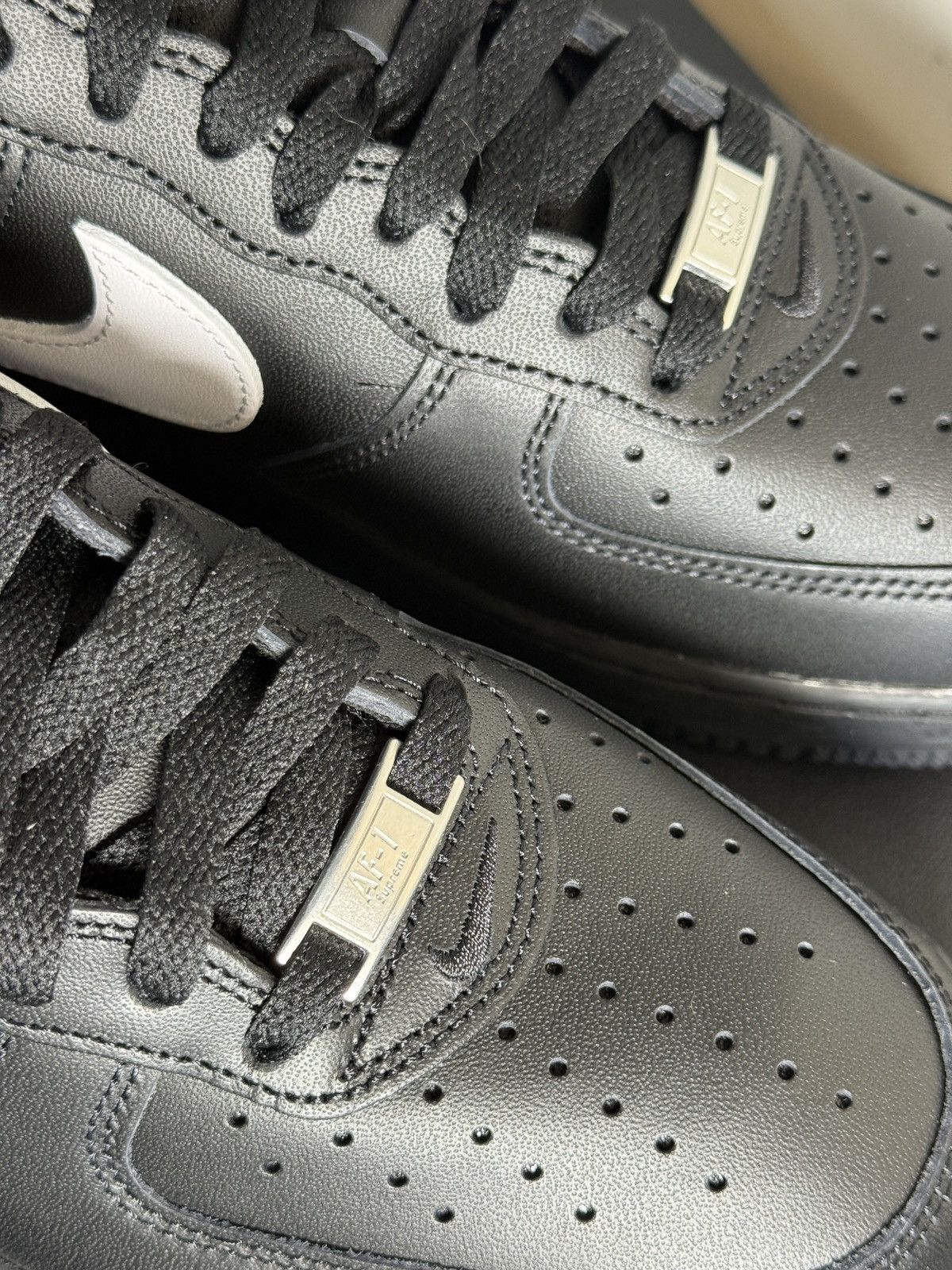 Nike × Supreme Brand New Black Supreme Nike Air Force Ones Size US 8.5 / EU 41-42 - 8 Thumbnail