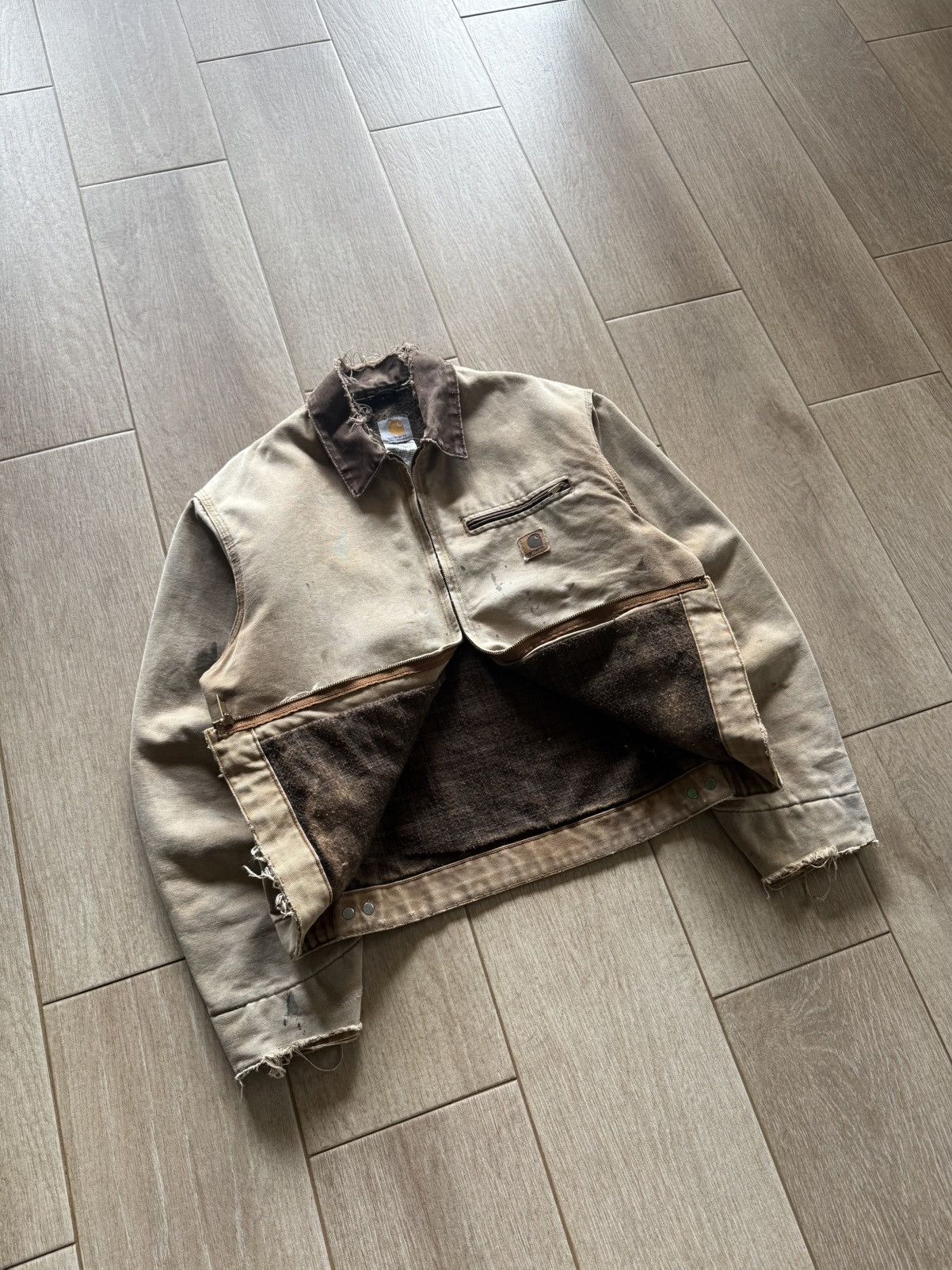 Carhartt 06s Destroyed Carhartt J97 BRN Detroit Jacket Size US L / EU 52-54 / 3 - 4 Thumbnail