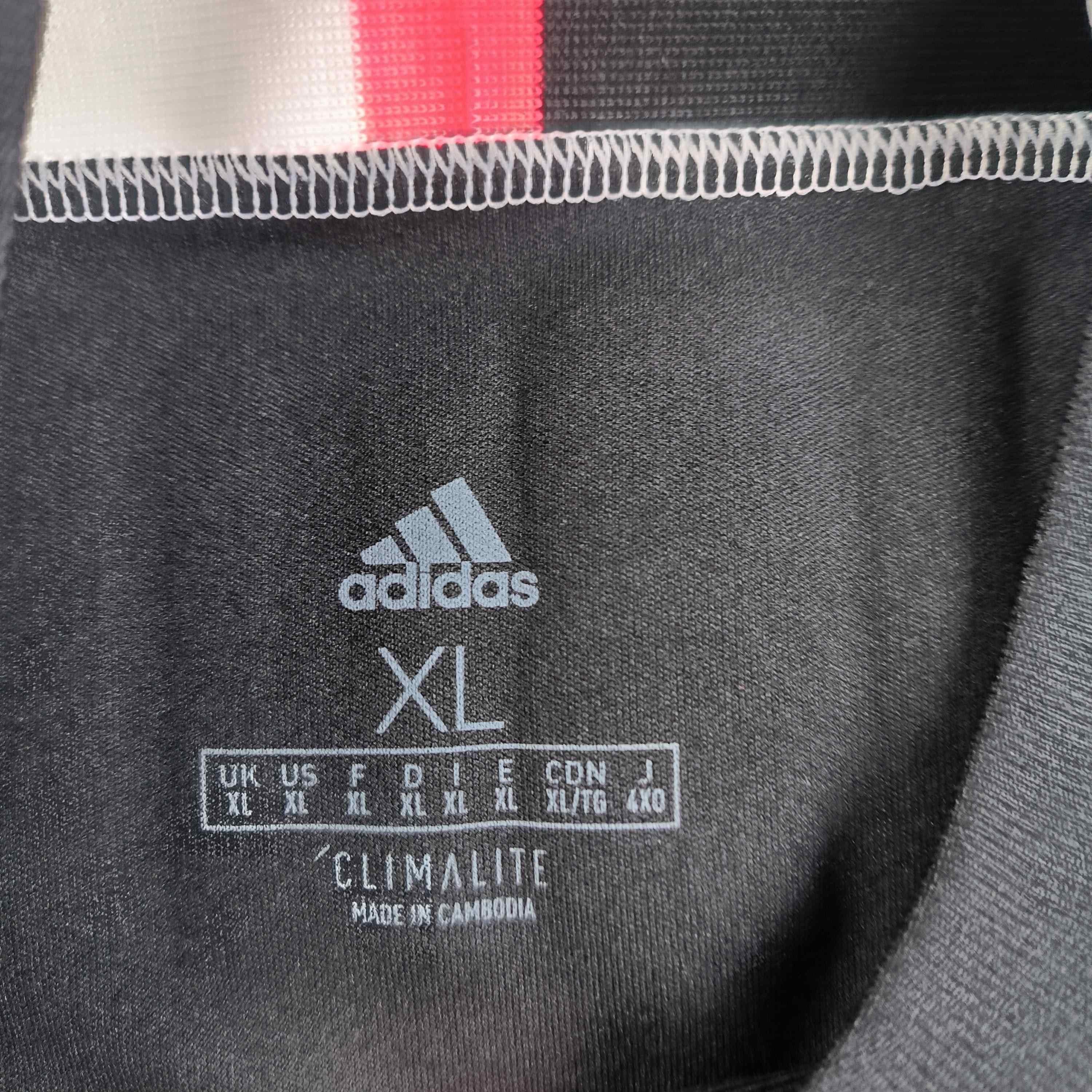 Adidas NEW Juventus 2019-20 Adidas home Dybala football jersey XL Size US XL / EU 56 / 4 - 6 Thumbnail