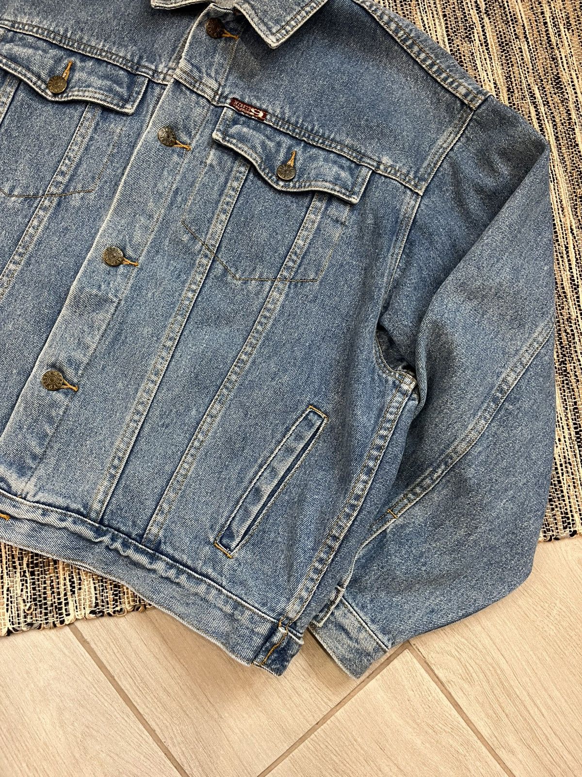 Levi's × Vintage Vintage ninty 9 Denim Jacket cropped workwear 90s Size US M / EU 48-50 / 2 - 6 Thumbnail