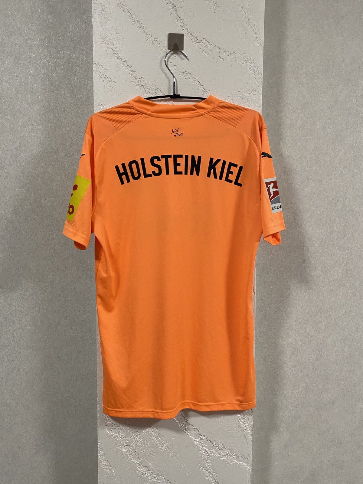 Puma Holstein Kiel 2022 2023 GK Kit Soccer Jersey Size US M / EU 48-50 / 2 - 5 Thumbnail