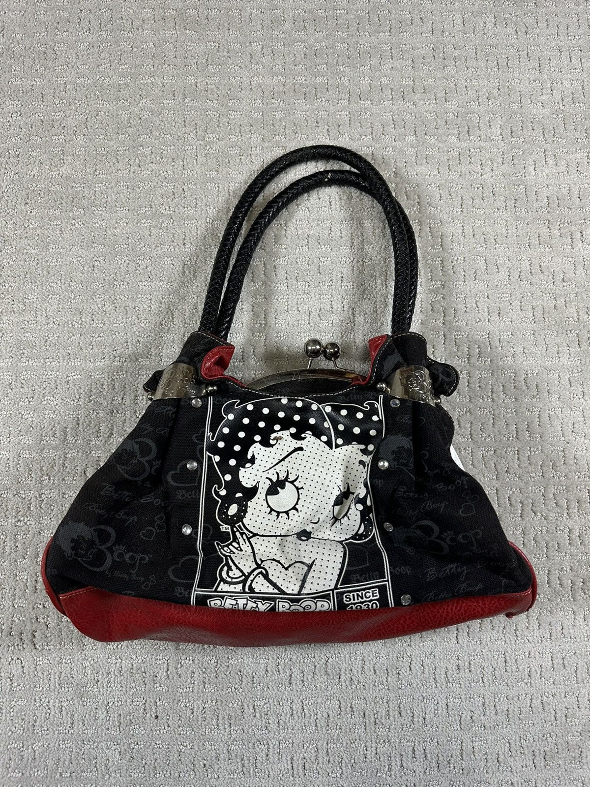 Vintage Y2K Betty Boop Black/Red leather bag Size ONE SIZE - 1 Thumbnail