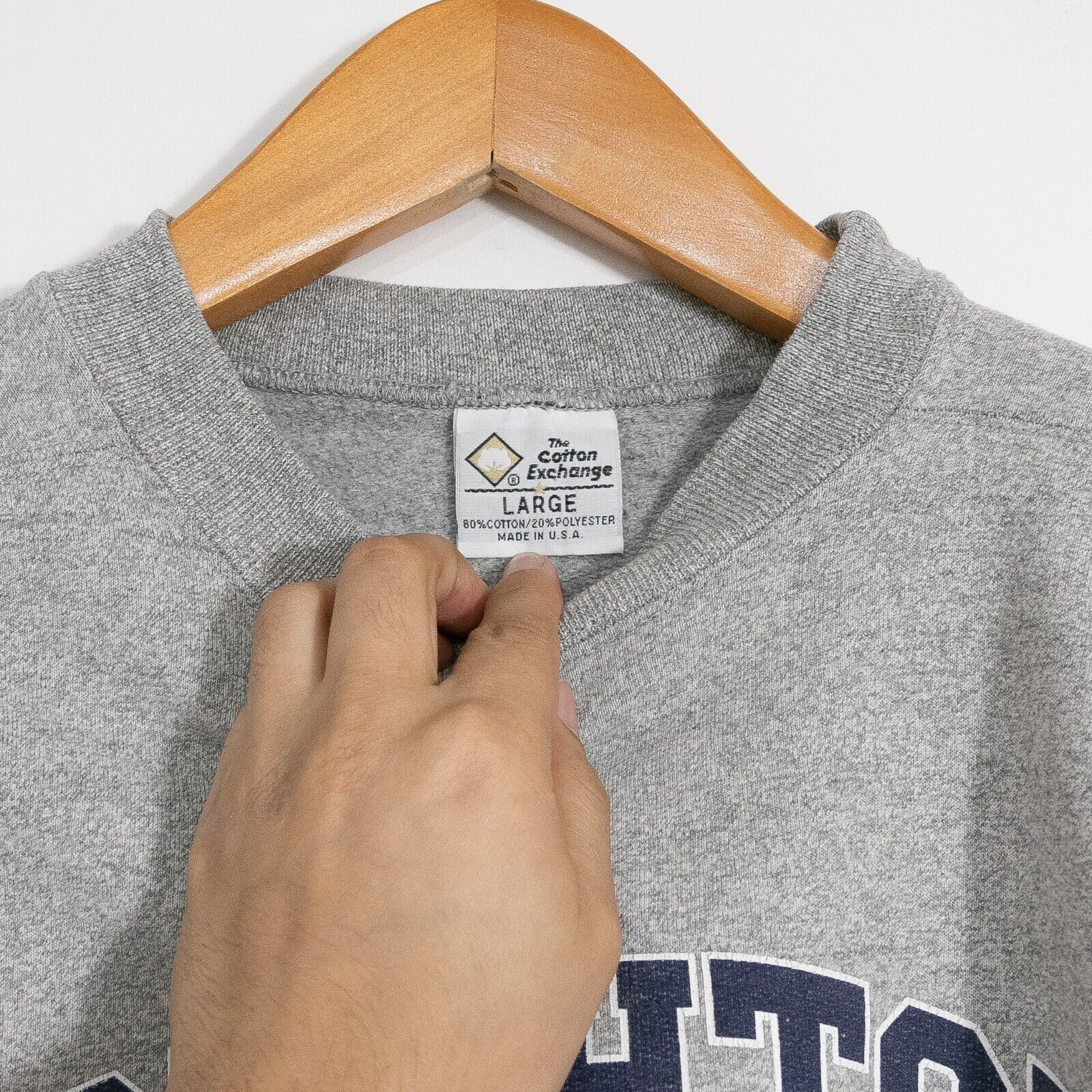 Vintage Vintage 90s Houghton Michigan Sweatshirt Mens Large - Faded Size US L / EU 52-54 / 3 - 6 Thumbnail