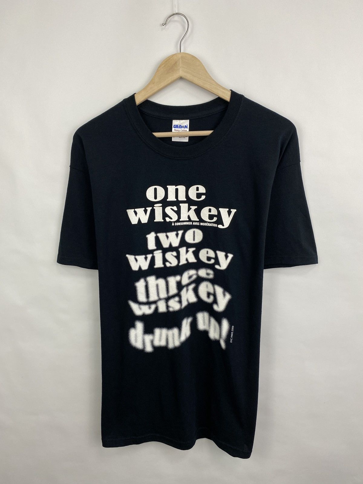 Budweiser 🇺🇸 Vintage Y2K One Whiskey Two Whiskey Humor T-Shirt Rare Size US L / EU 52-54 / 3 - 3 Thumbnail