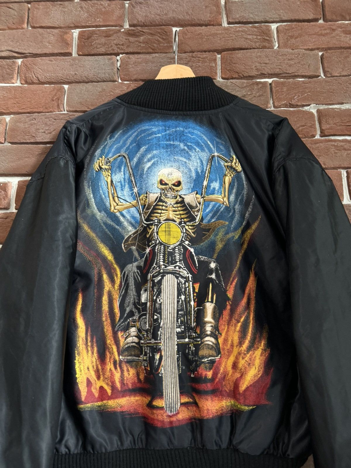 Vintage 90s Vintage Ghost Rider Zip It Nylon Bomber Jacket L Black Size US L / EU 52-54 / 3 - 3 Thumbnail