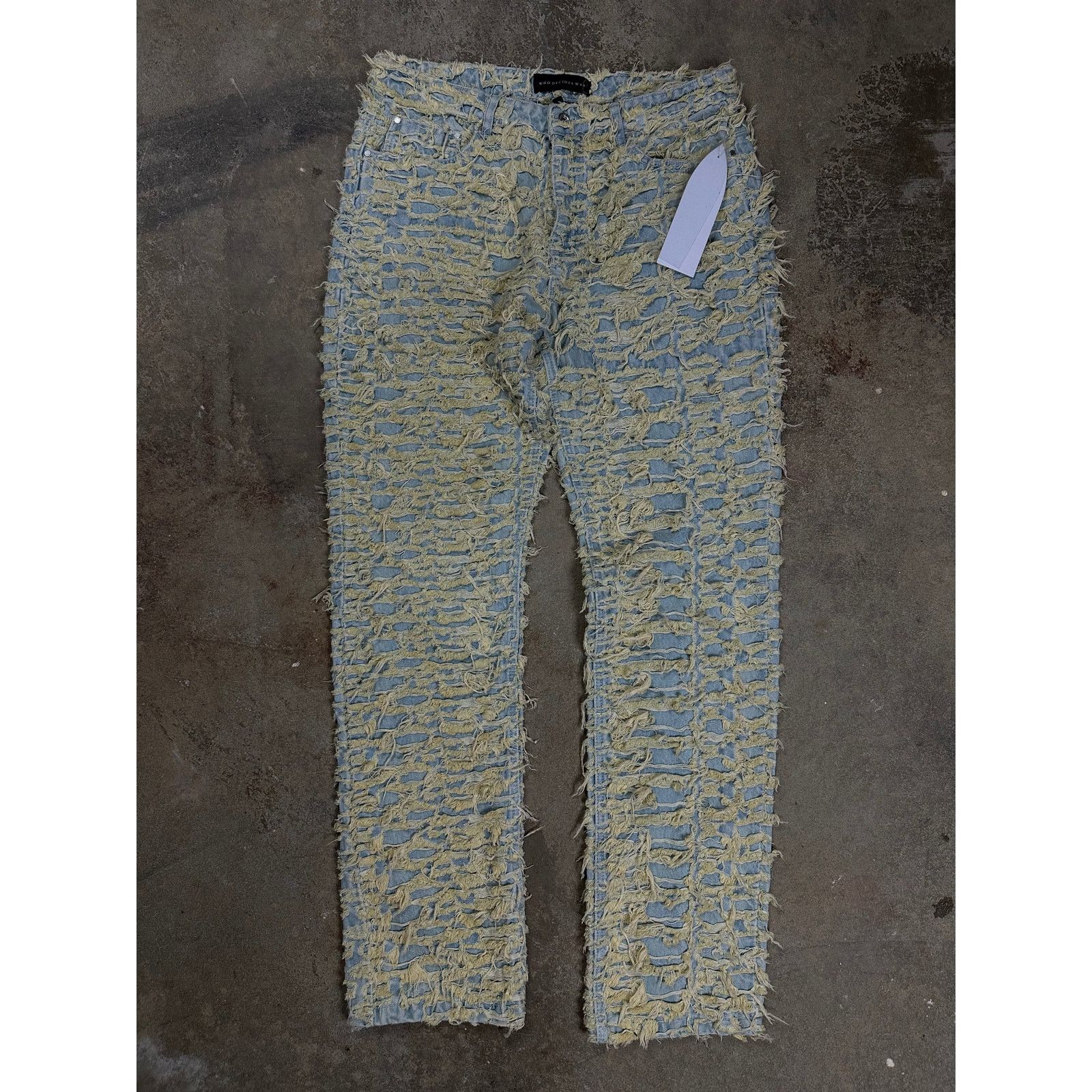 Who Decides War WDW Husk Distressed Denim Size 28 New Size US 28 / EU 44 - 1 Thumbnail
