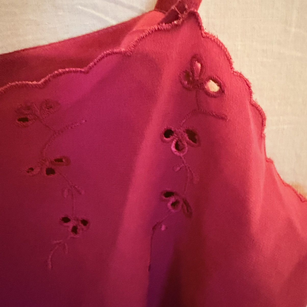 Guy Laroche Vintage Guy Laroche by Tze Paris Silk Fuchsia Camisole Top Size M / US 6-8 / IT 42-44 - 3 Thumbnail