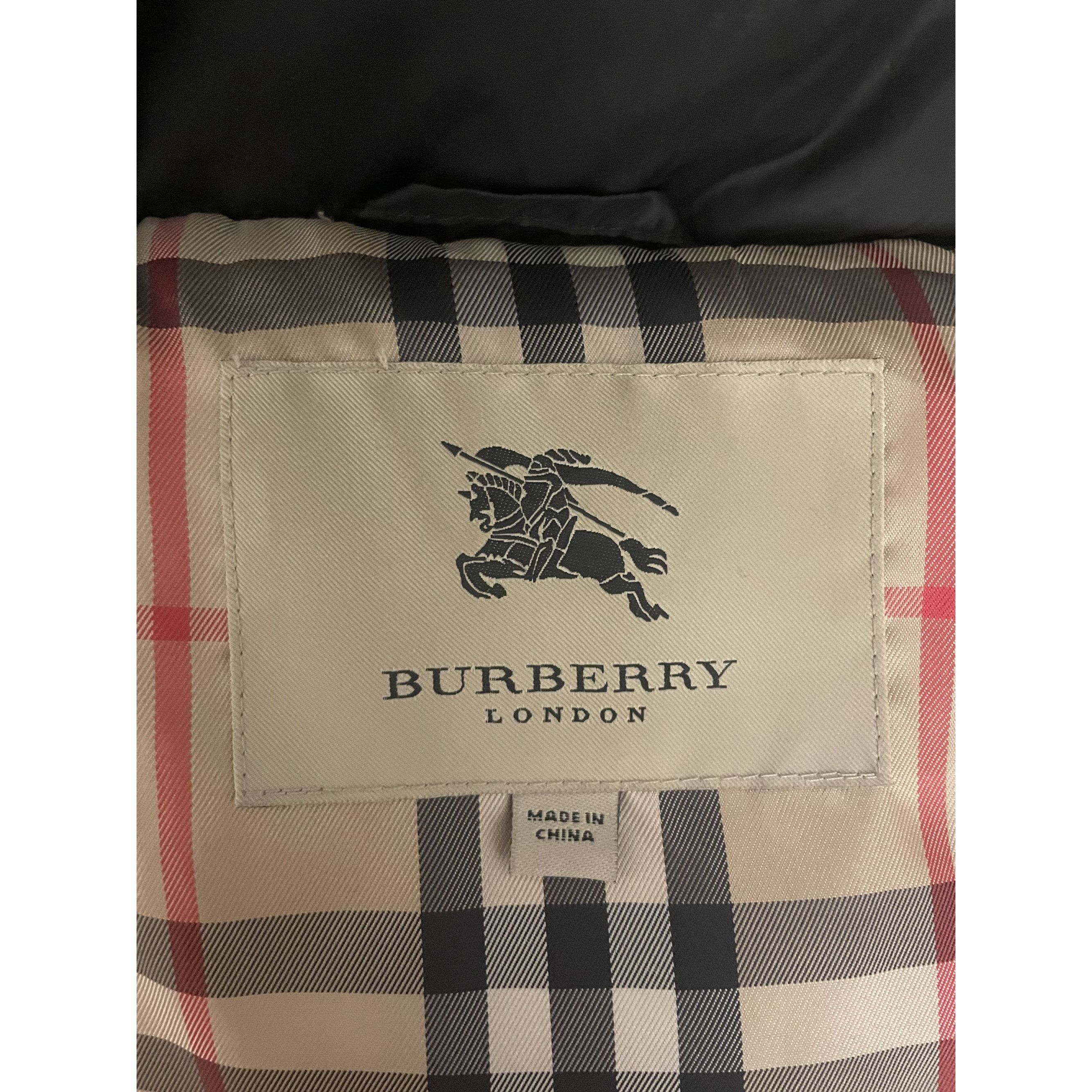 Burberry Burberry Black Quilted Down Puffer Vest With High Collar & Z Size S / US 4 / IT 40 - 9 Thumbnail