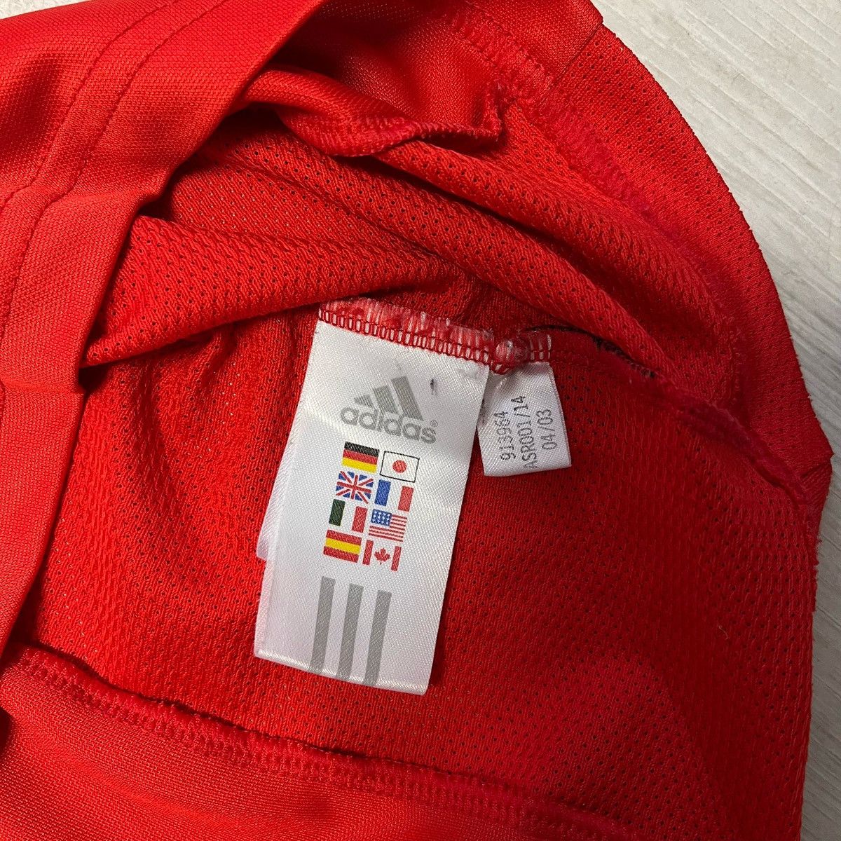 Adidas Benfica Lisbon 2003/2004 home tshirt Size US M / EU 48-50 / 2 - 3 Thumbnail