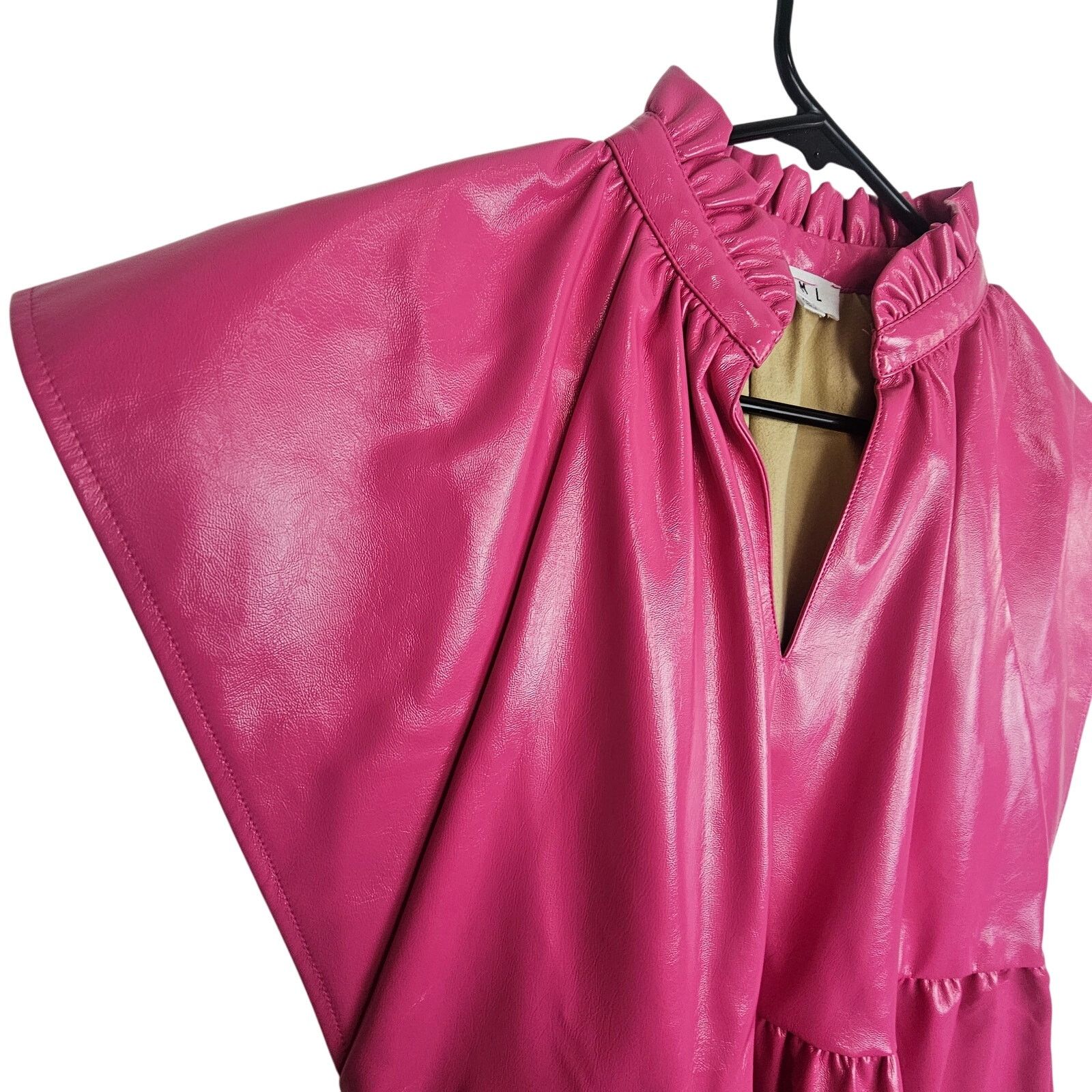 Anthropologie THML Anthropologie Womens Faux Leather Shiny Peplum Top XS Size XS / US 0-2 / IT 36-38 - 4 Thumbnail