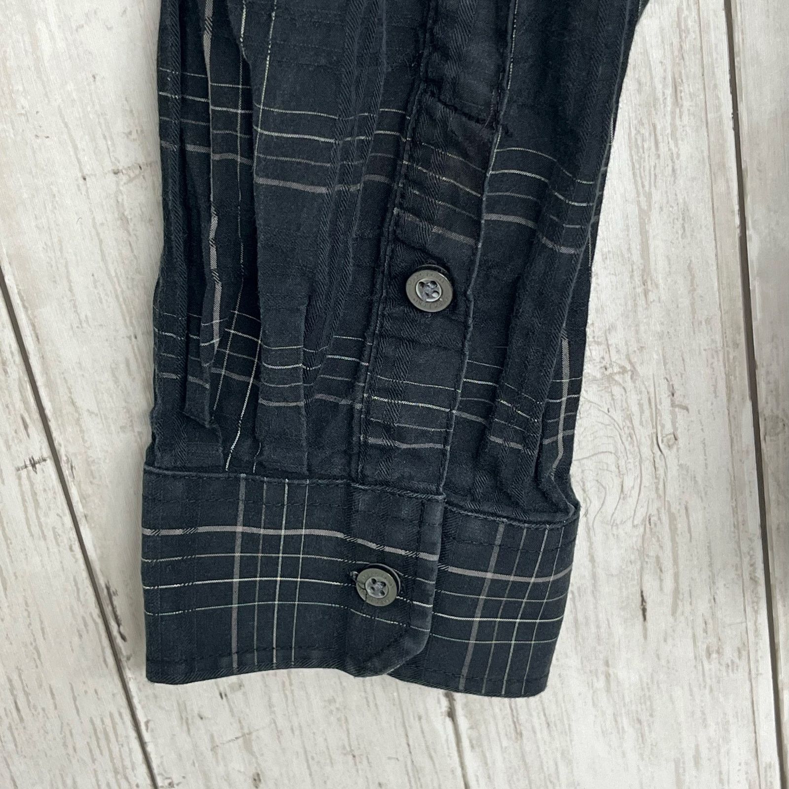 Marc Ecko Mark Ecko Cut & Sew Long Sleeve Plaid Button Down Shirt XL Size US XL / EU 56 / 4 - 5 Thumbnail
